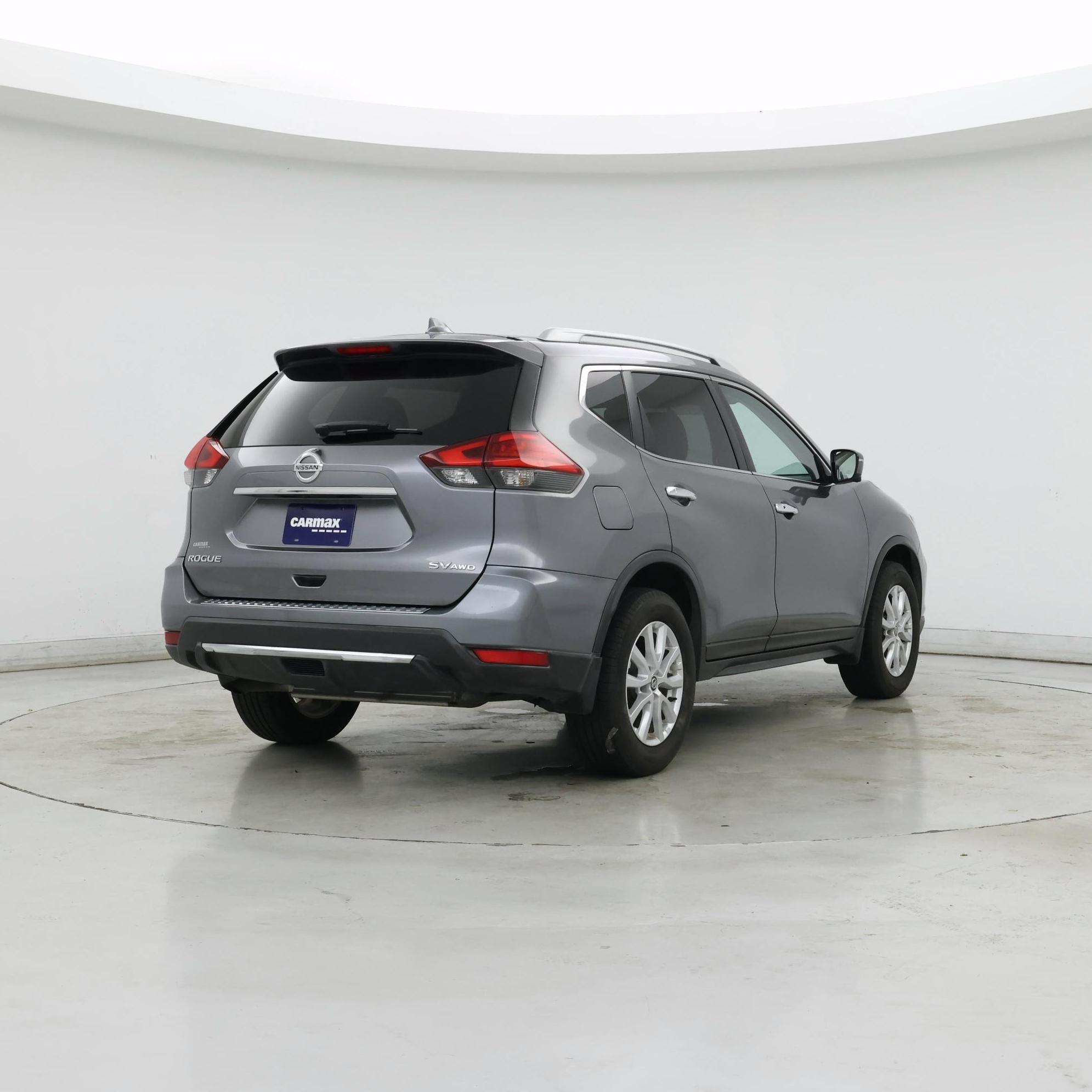 Thumbnail: 2017 Nissan Rogue - 8
