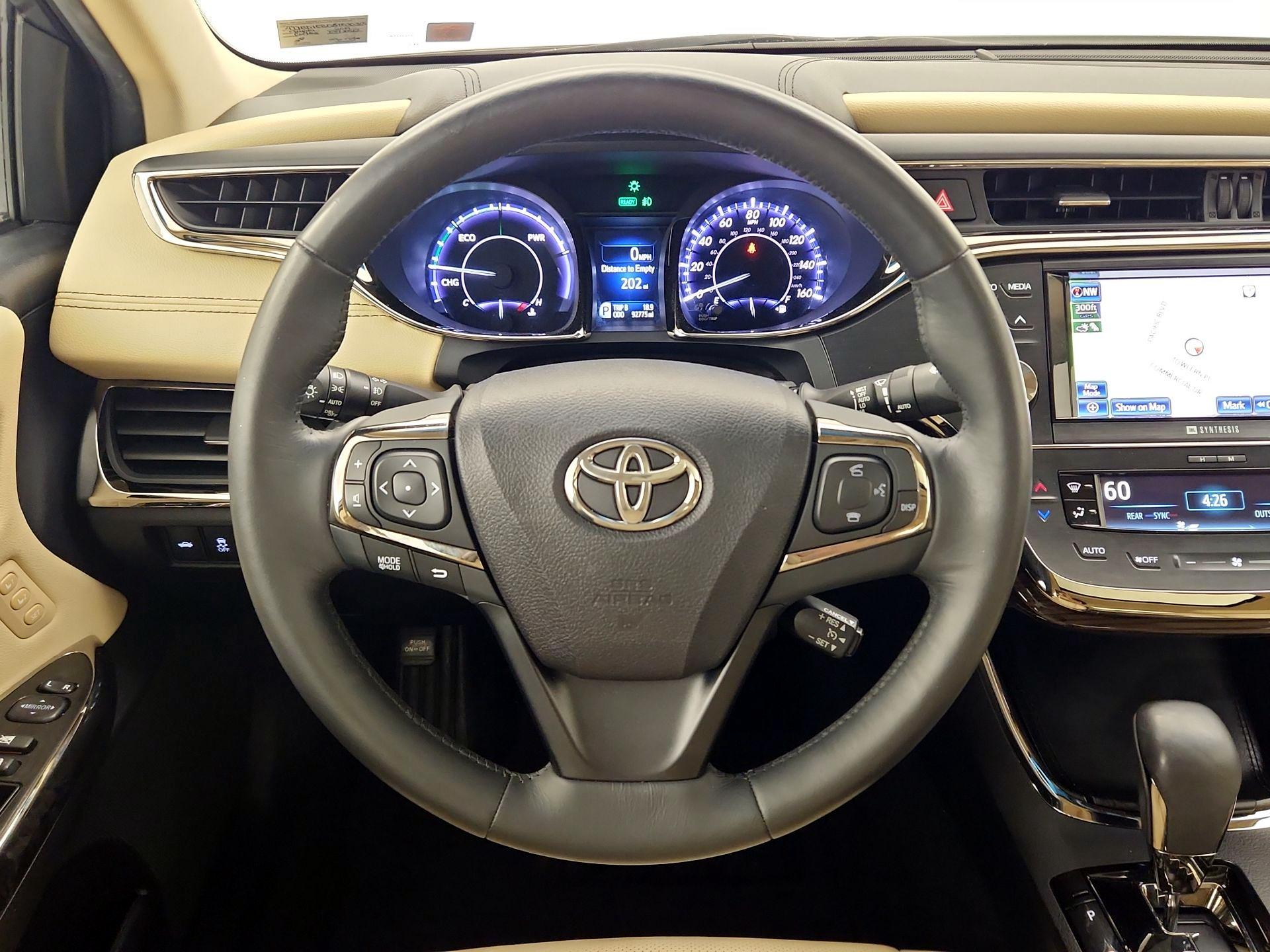 Thumbnail: 2014 Toyota Avalon - 10