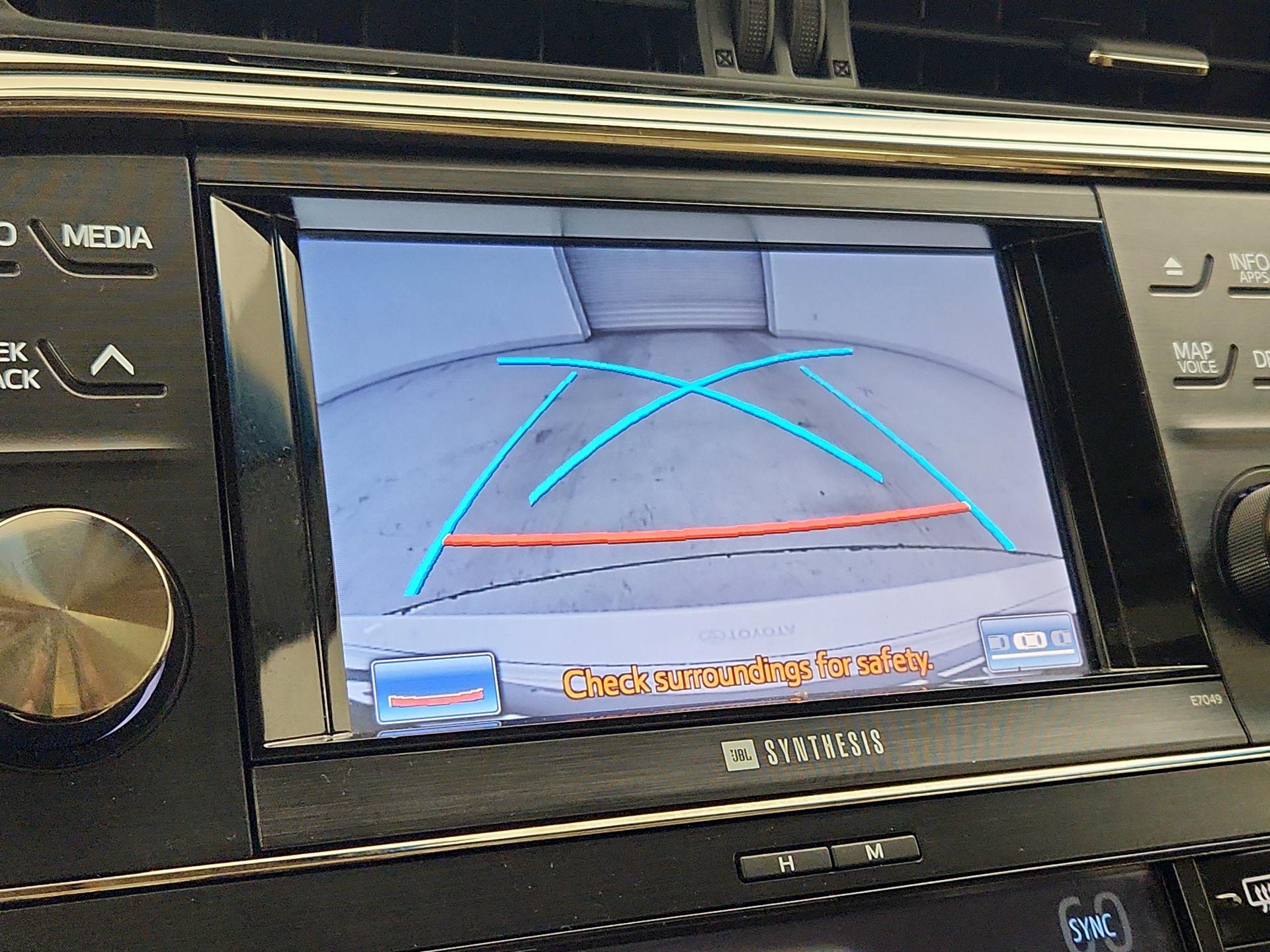 Thumbnail: 2014 Toyota Avalon - 15