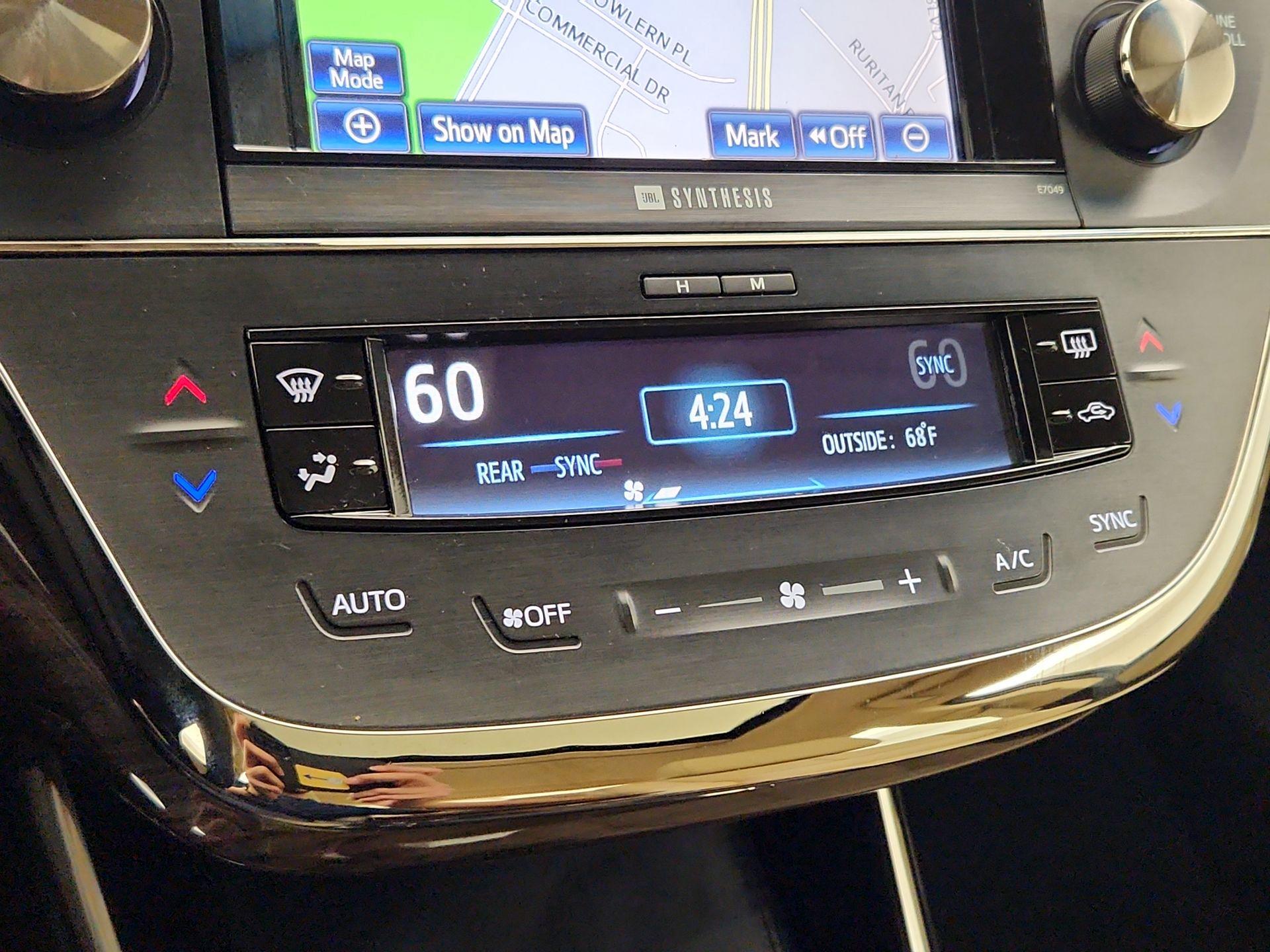 Thumbnail: 2014 Toyota Avalon - 17