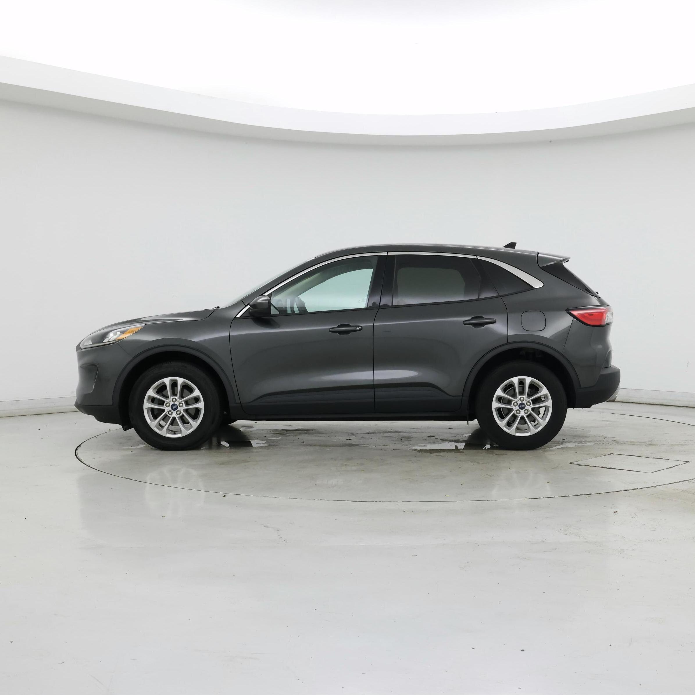 Thumbnail: 2020 Ford Escape - 3
