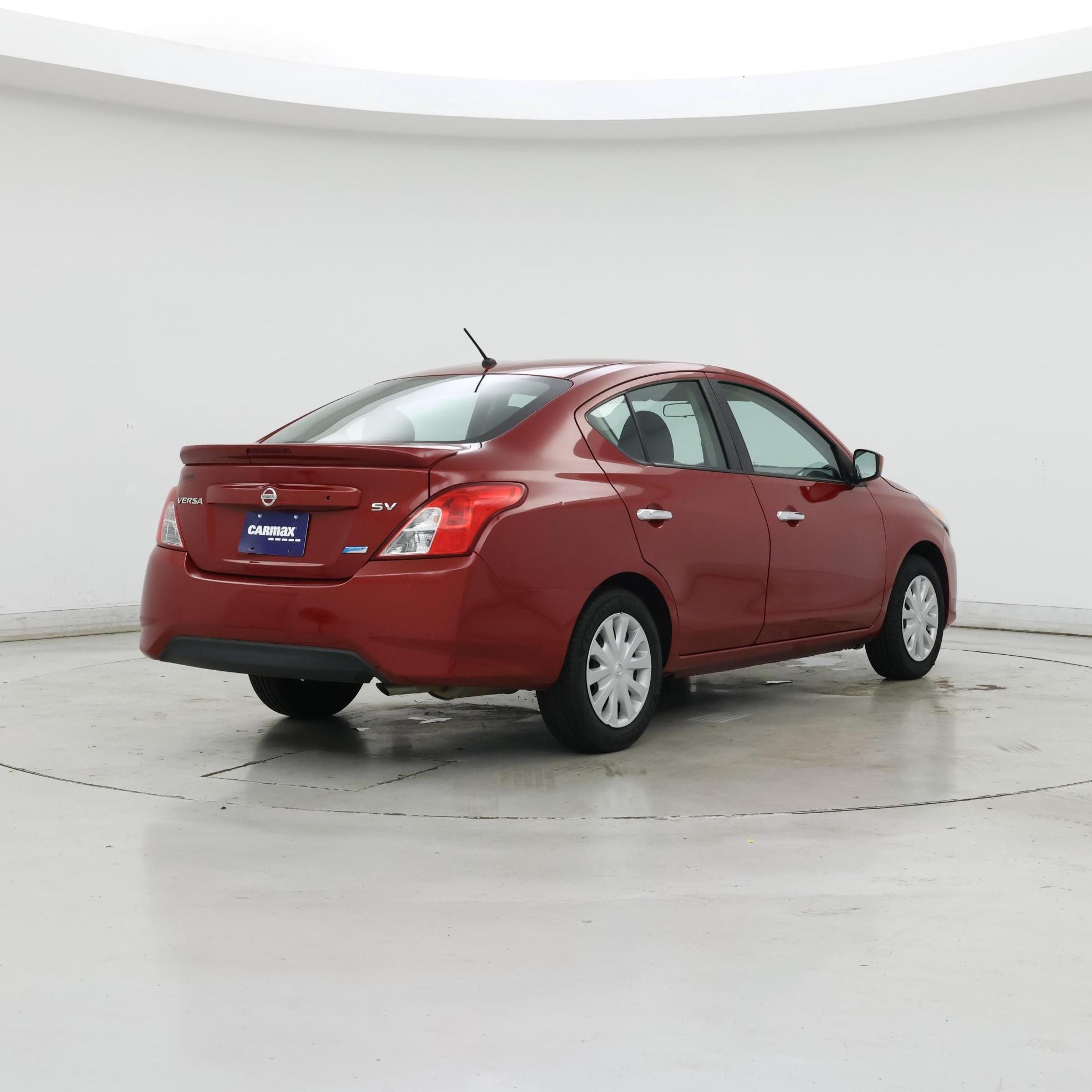 Thumbnail: 2015 Nissan Versa - 8
