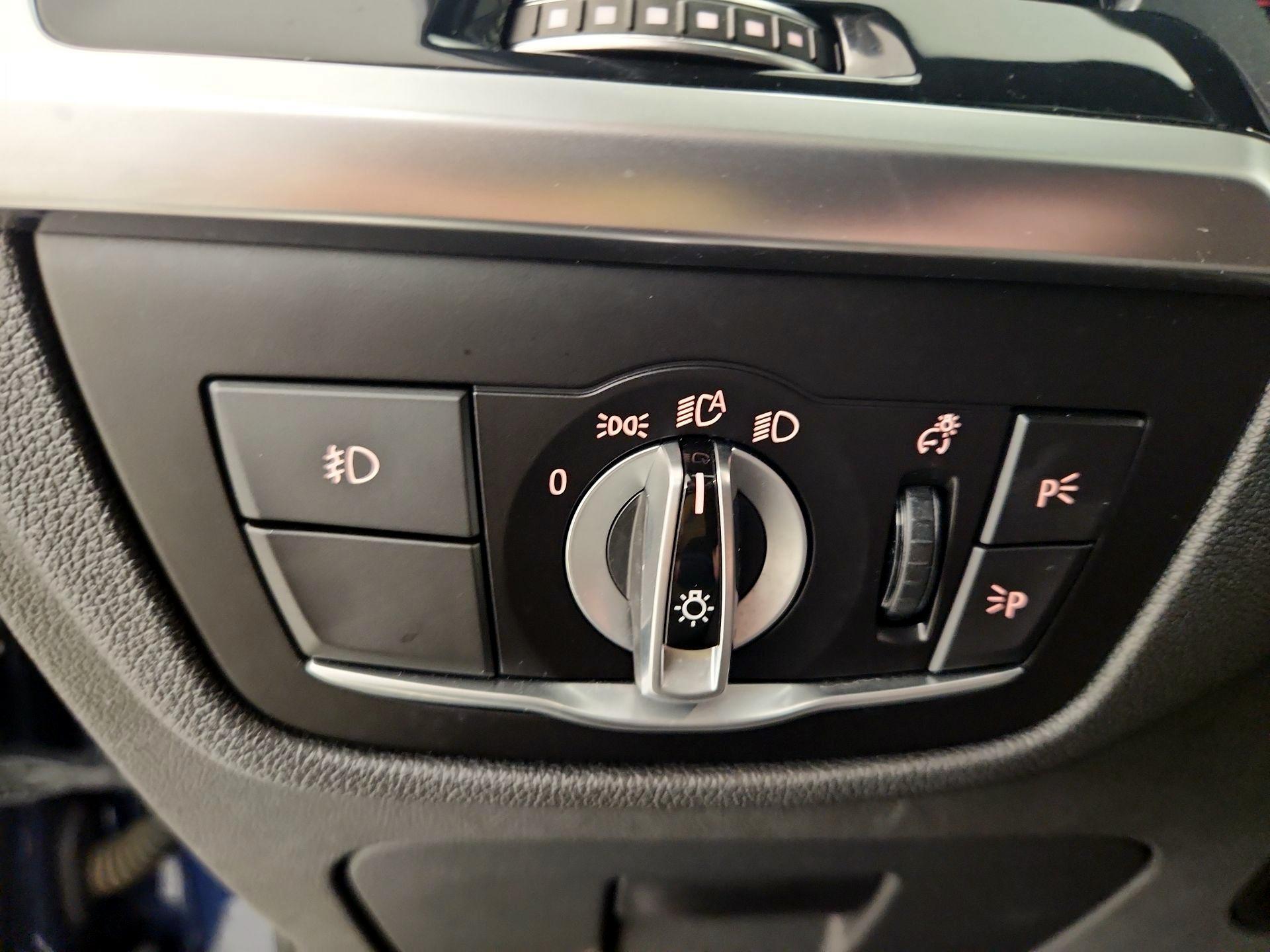 Thumbnail: 2020 BMW X3 - 13