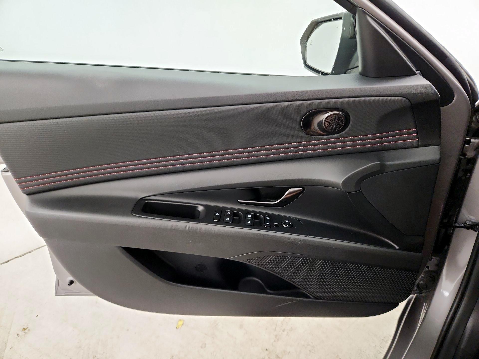 Thumbnail: 2023 Hyundai Elantra - 12