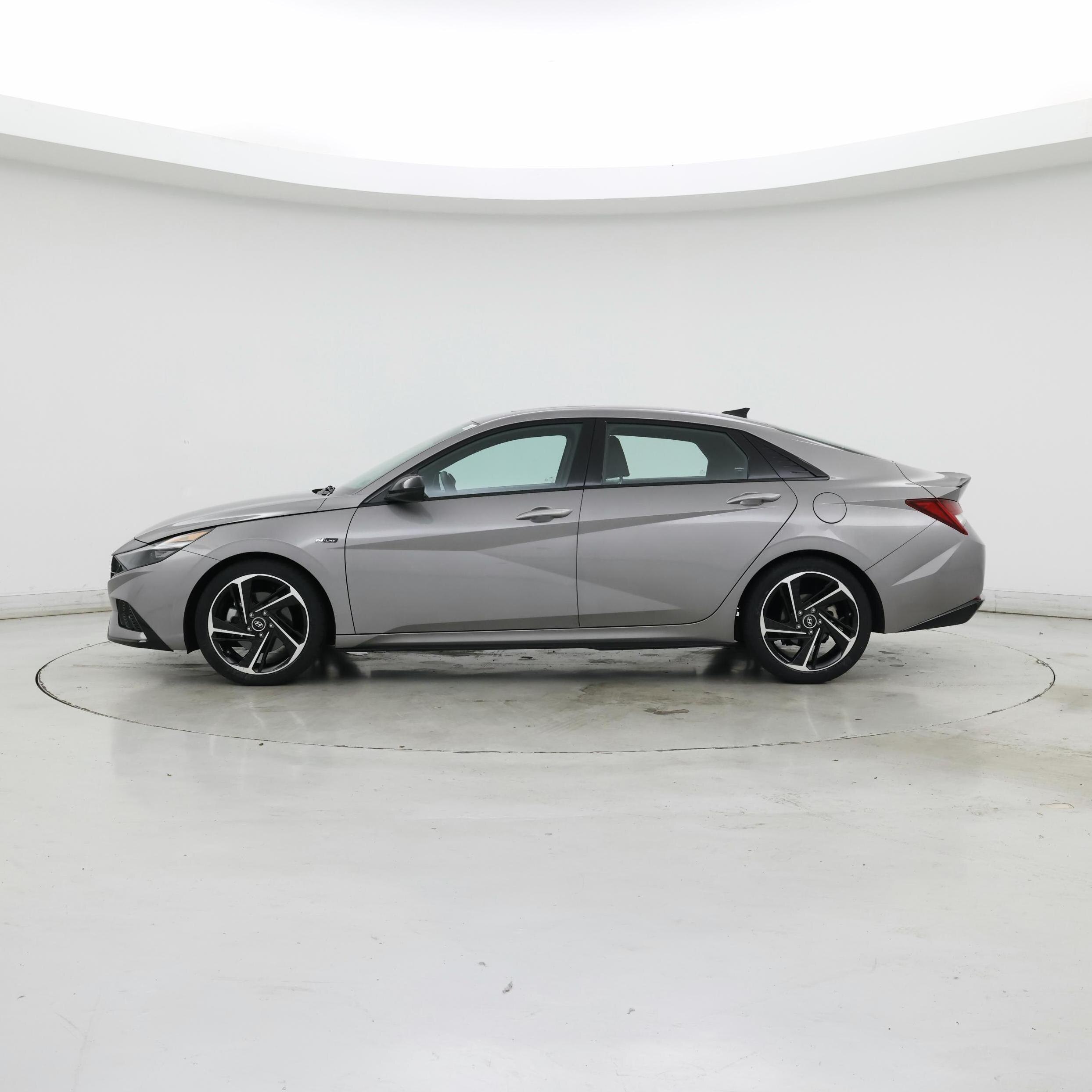 Thumbnail: 2023 Hyundai Elantra - 3