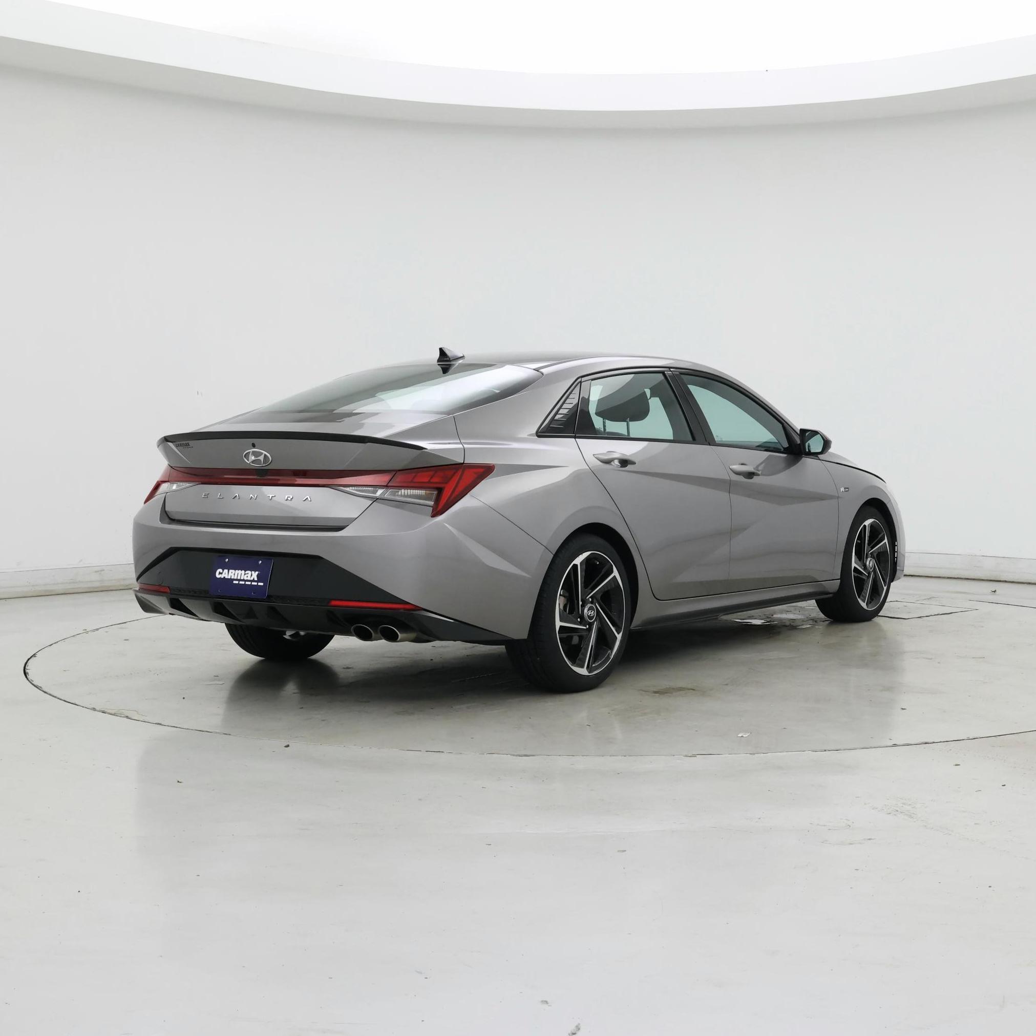 Thumbnail: 2023 Hyundai Elantra - 8