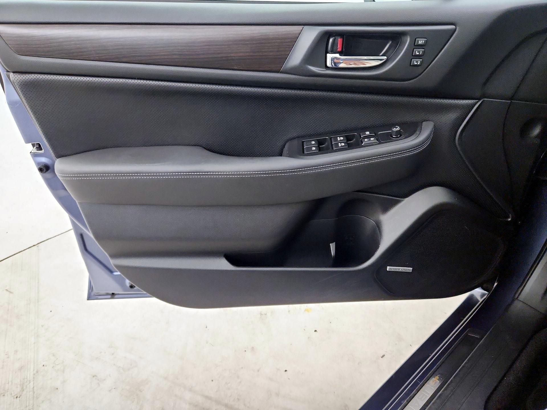 Thumbnail: 2016 Subaru Legacy - 12
