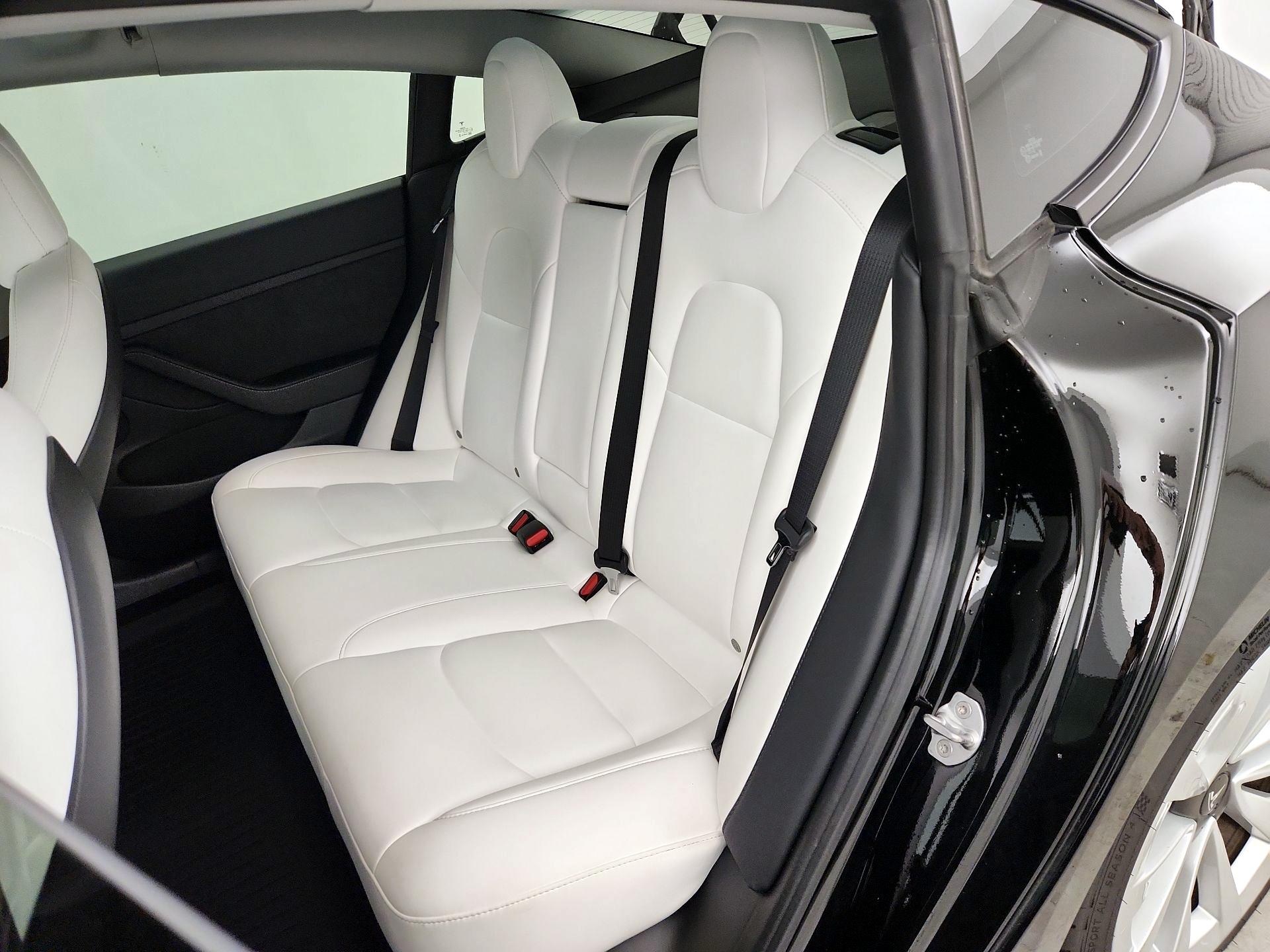 Thumbnail: 2021 Tesla Model 3 - 20