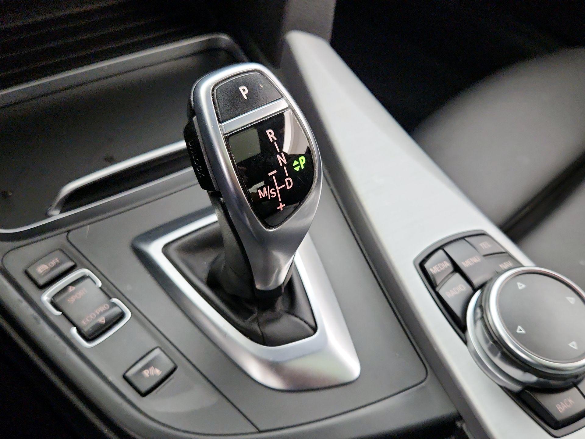 Thumbnail: 2016 BMW 4 Series - 18