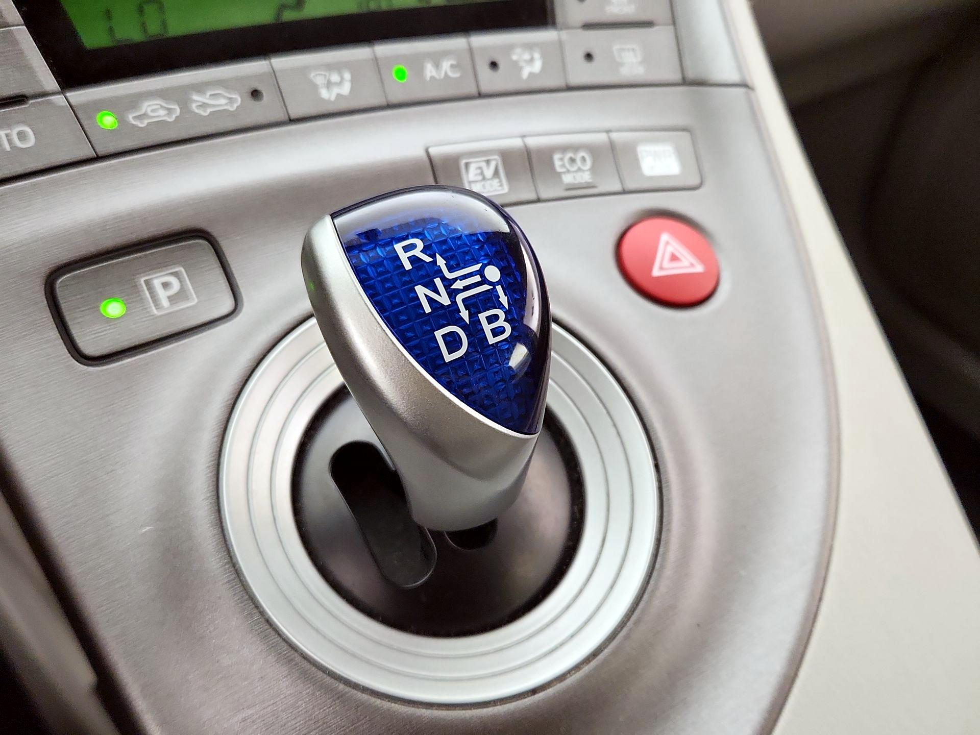 Thumbnail: 2014 Toyota Prius - 16