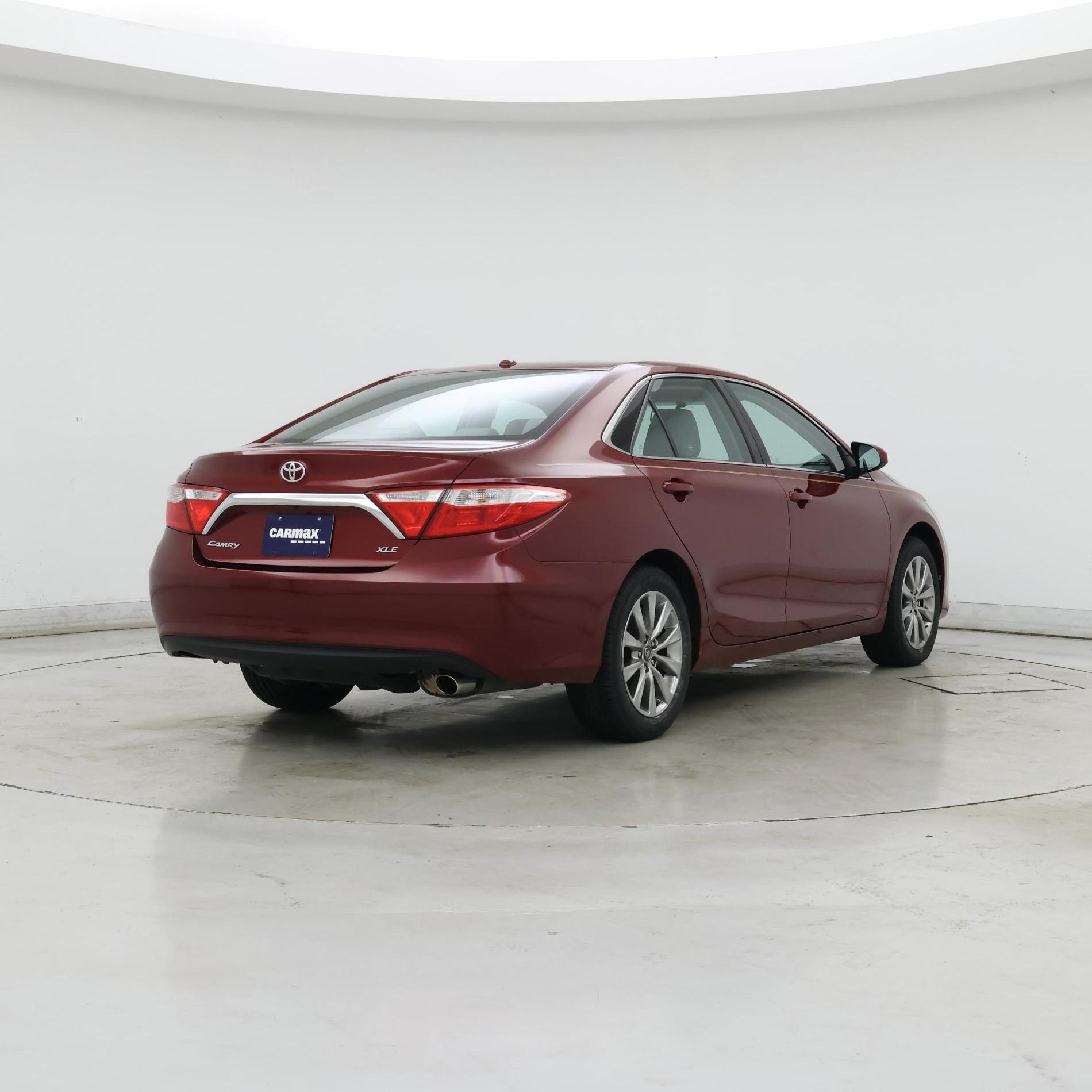 Thumbnail: 2016 Toyota Camry - 8