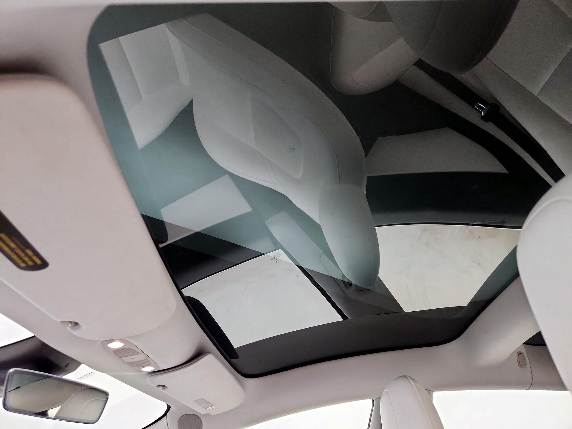 Thumbnail: 2019 Tesla Model 3 - 18