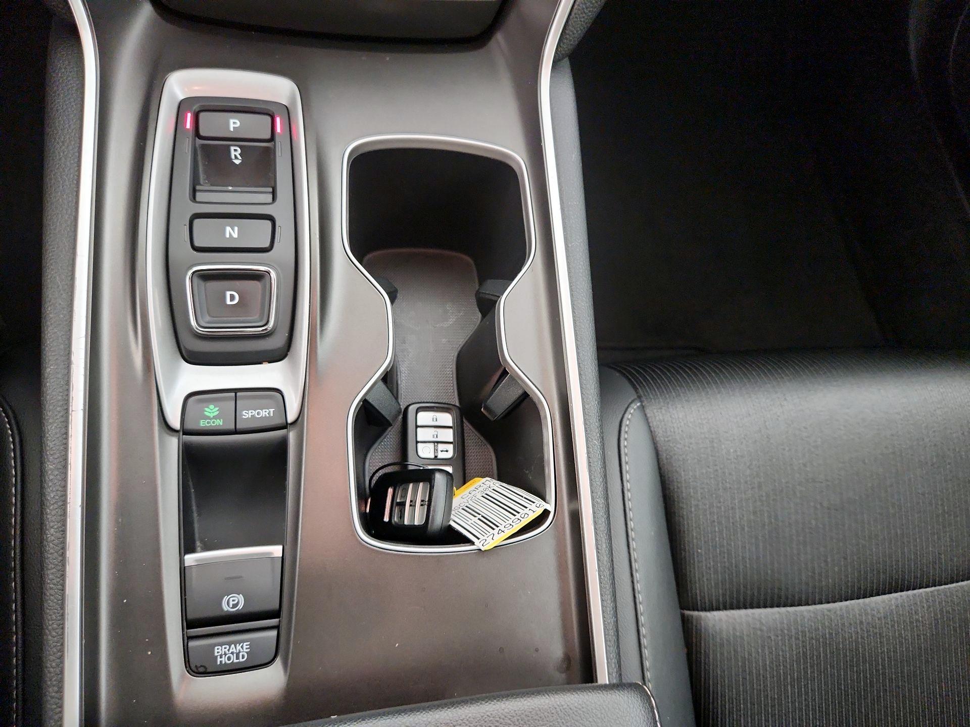 Thumbnail: 2019 Honda Accord - 17