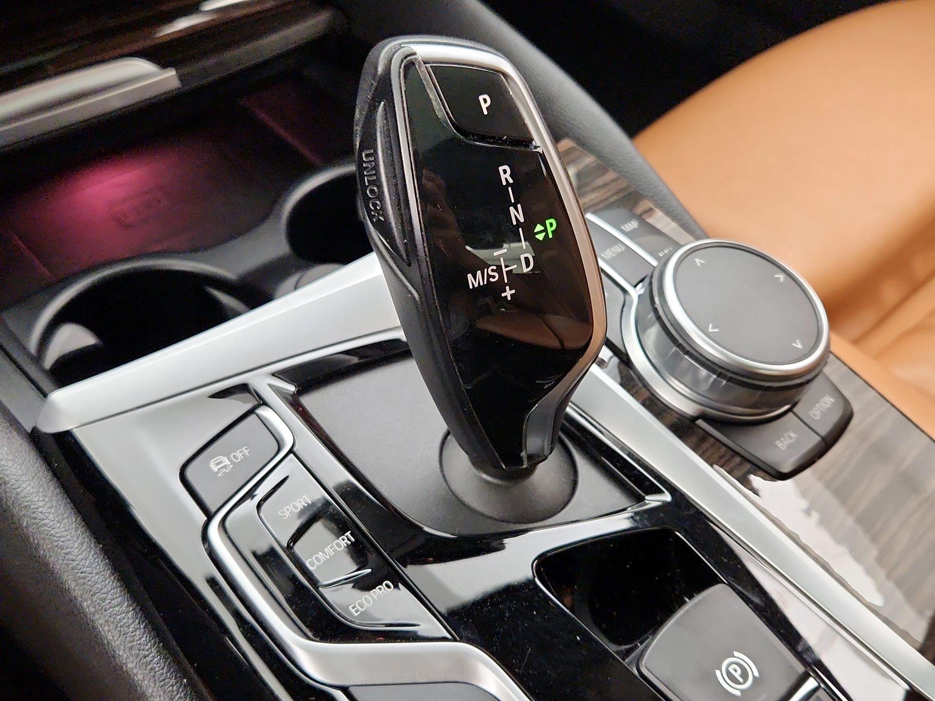 Thumbnail: 2019 BMW 5 Series - 18