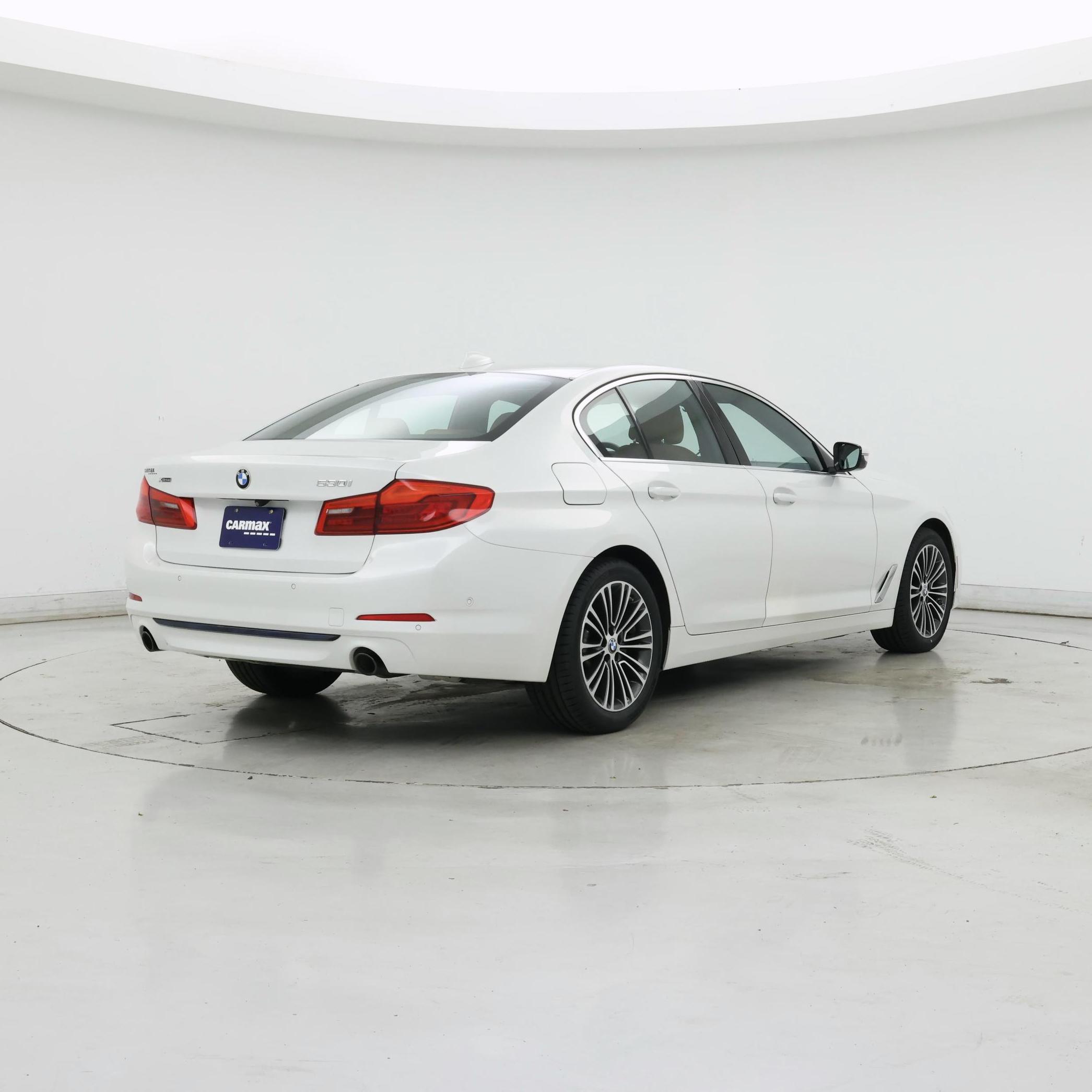 Thumbnail: 2019 BMW 5 Series - 8