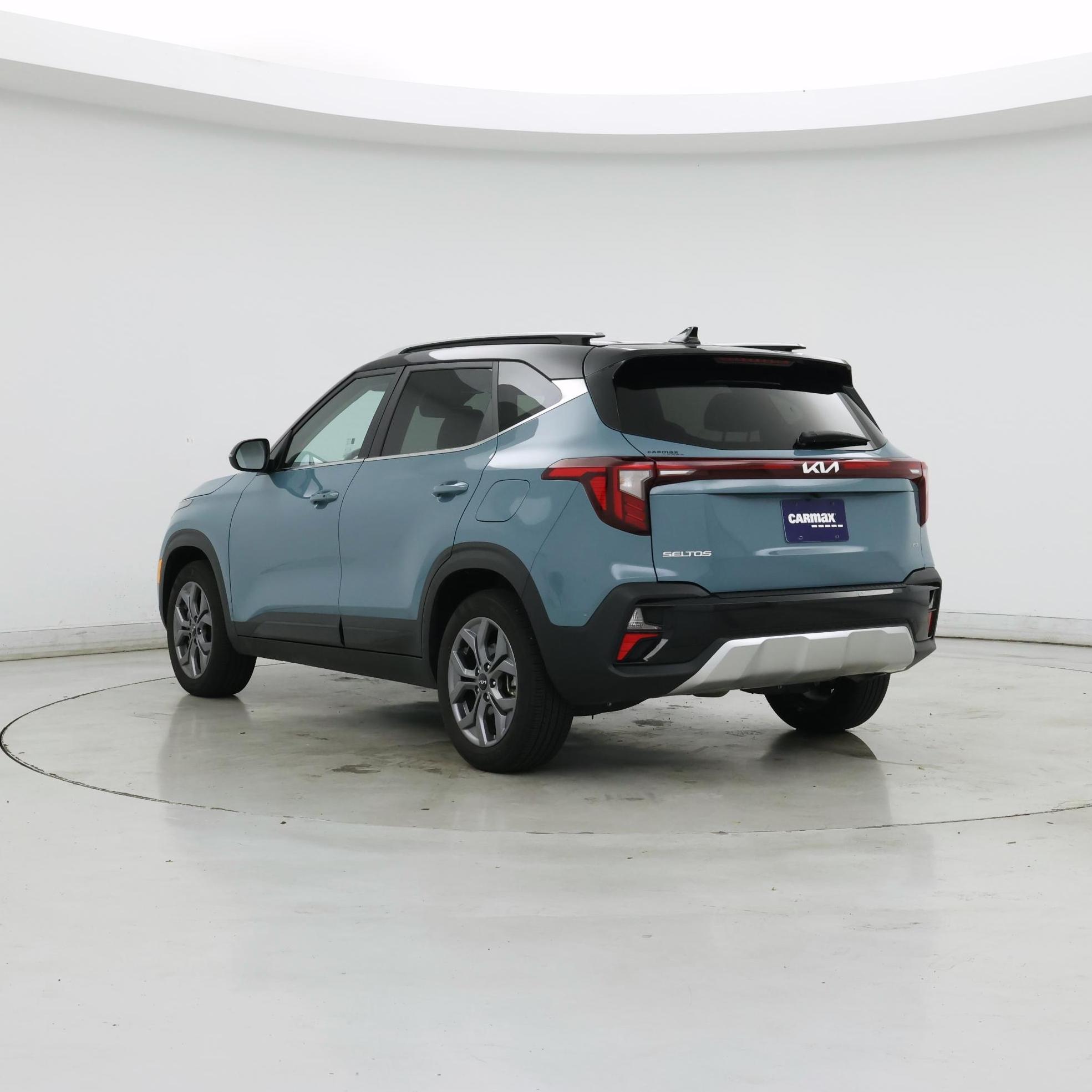 Thumbnail: 2024 Kia Seltos - 2
