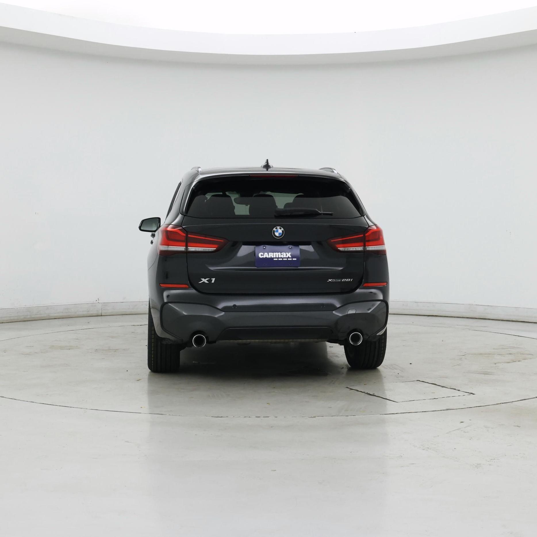 Thumbnail: 2021 BMW X1 - 6