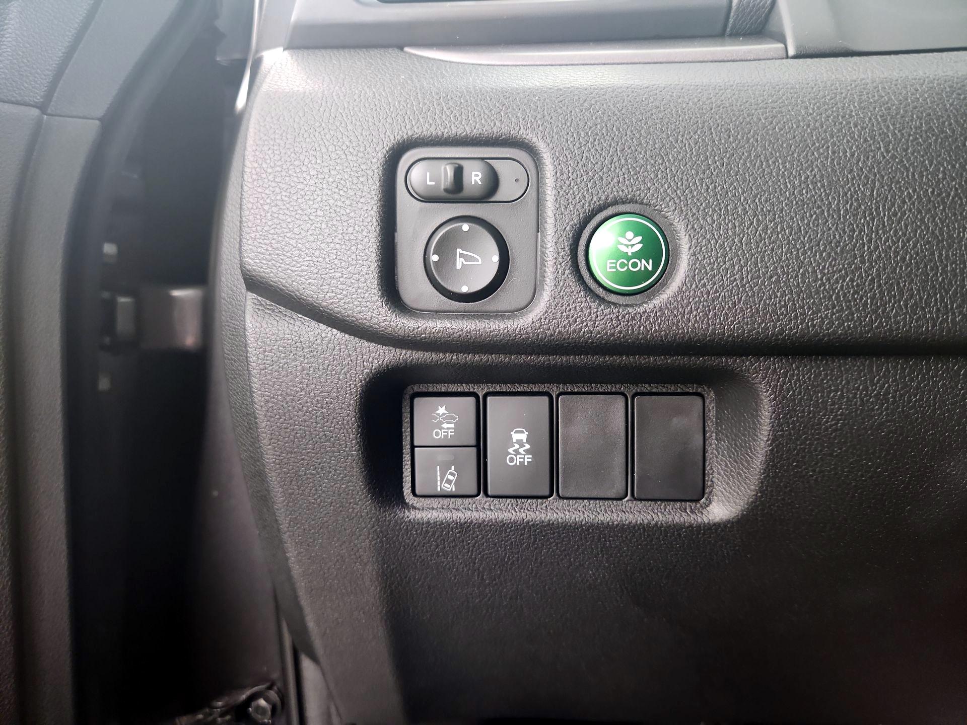 Thumbnail: 2019 Honda Pilot - 13