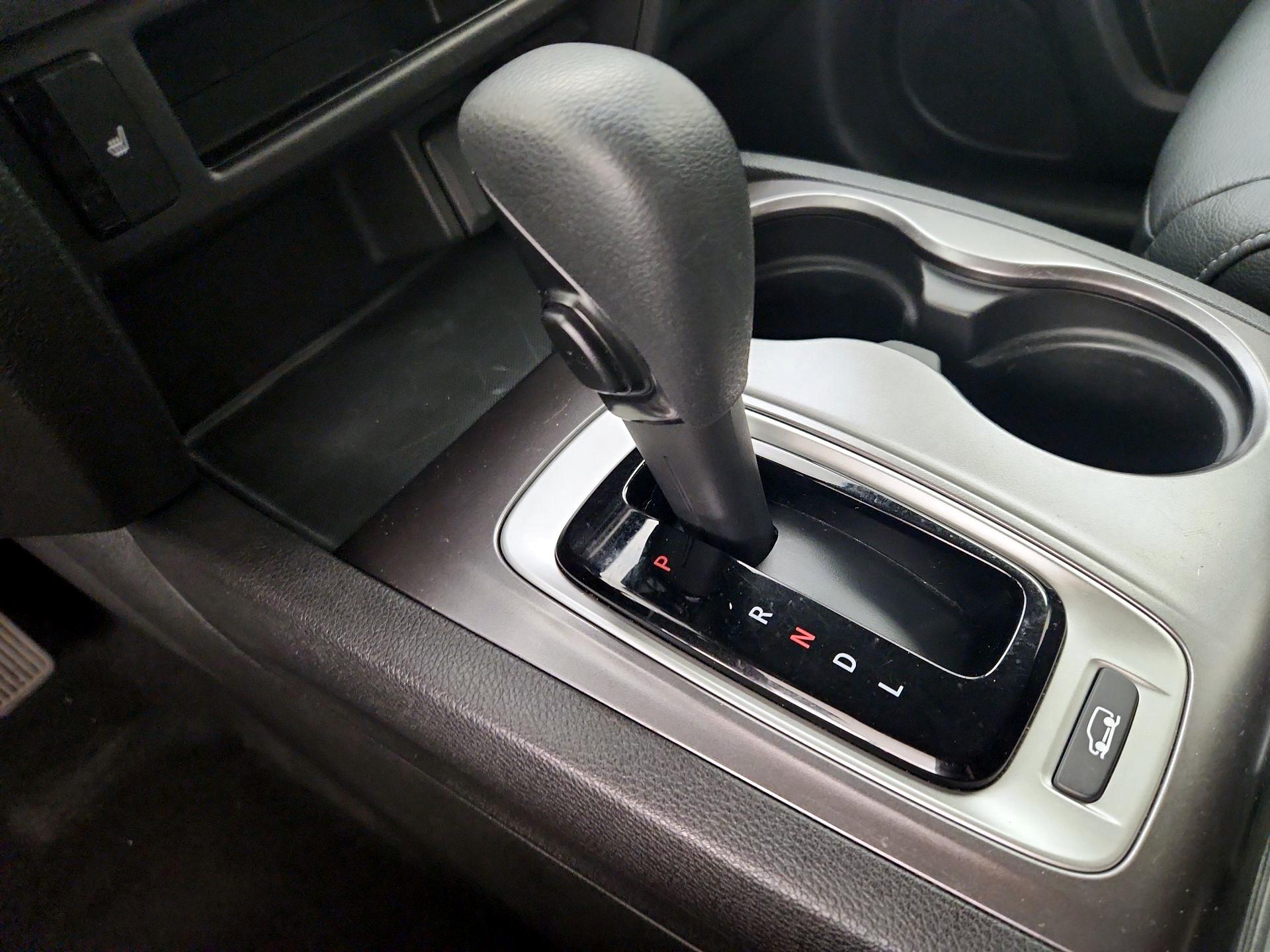 Thumbnail: 2019 Honda Pilot - 17