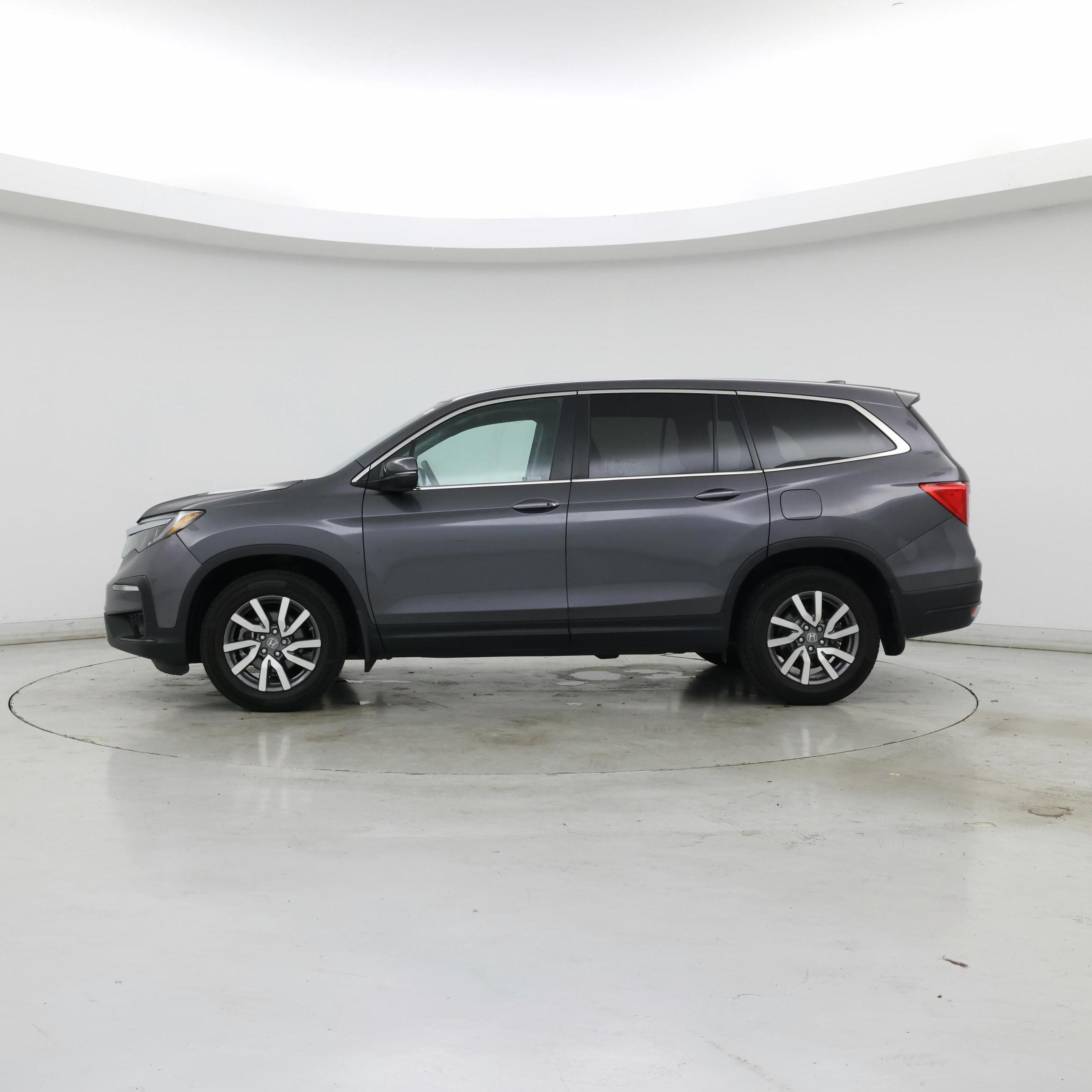 Thumbnail: 2019 Honda Pilot - 3