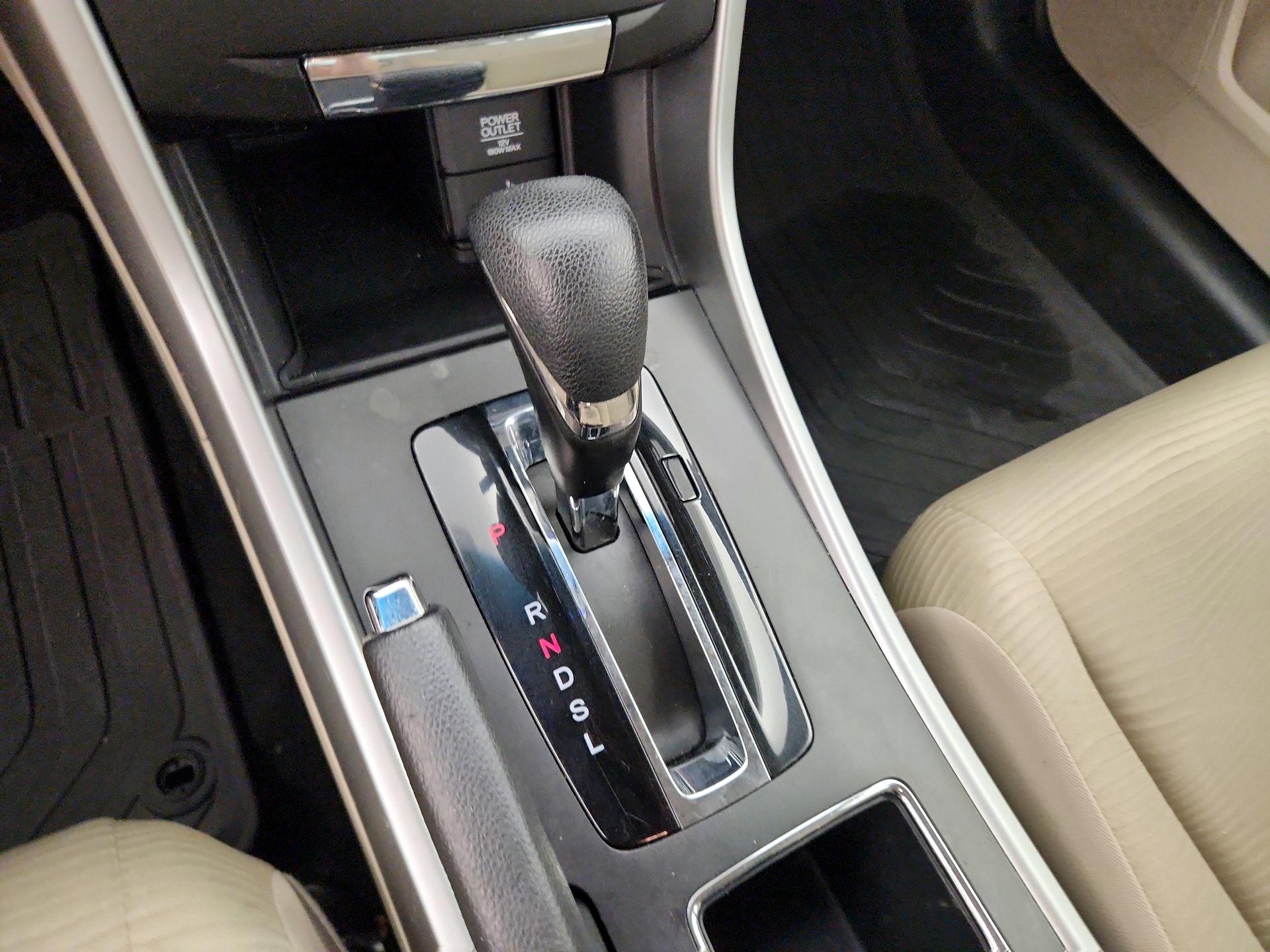 Thumbnail: 2014 Honda Accord - 17