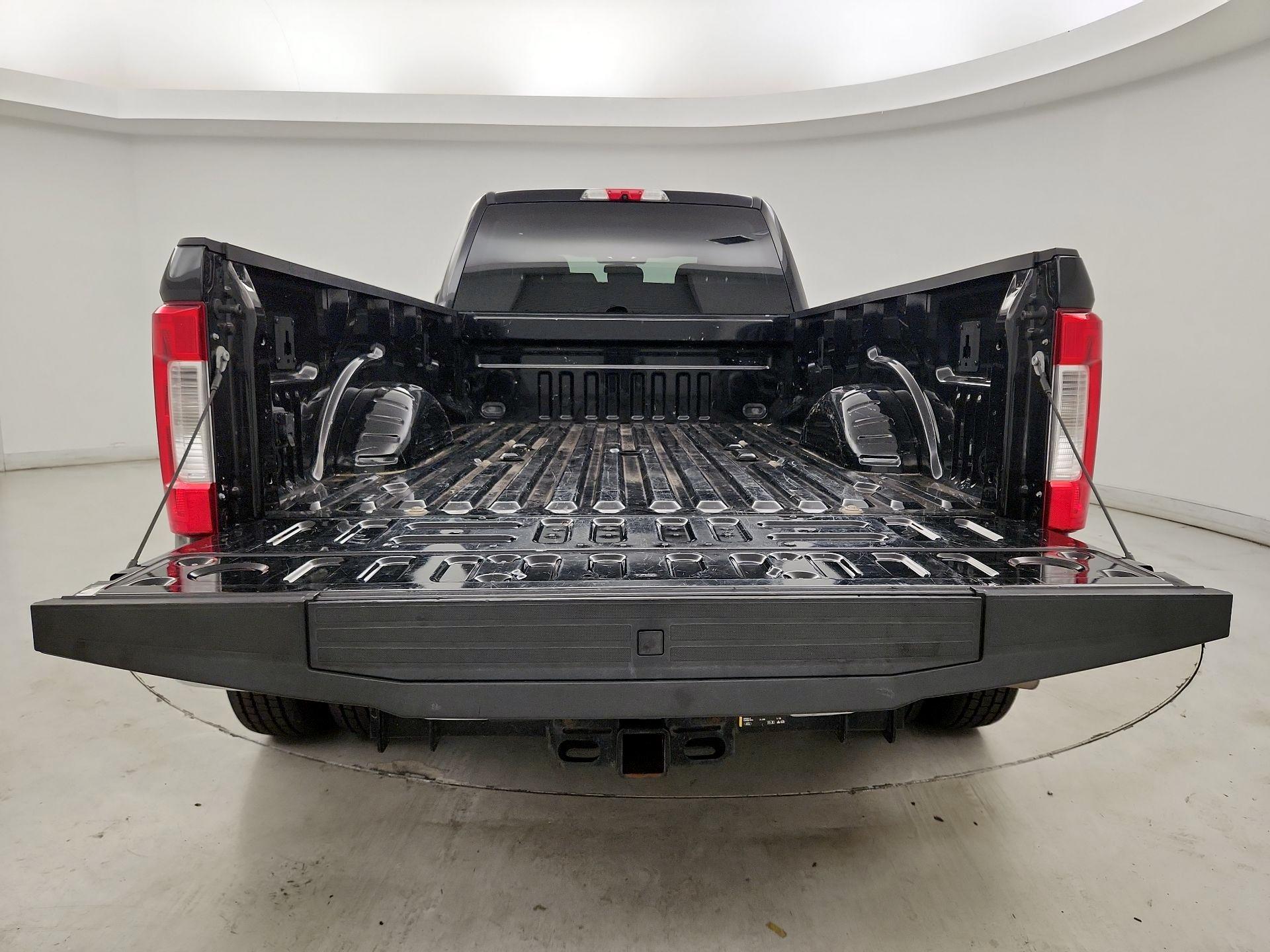 Thumbnail: 2019 Ford F-350 - 20