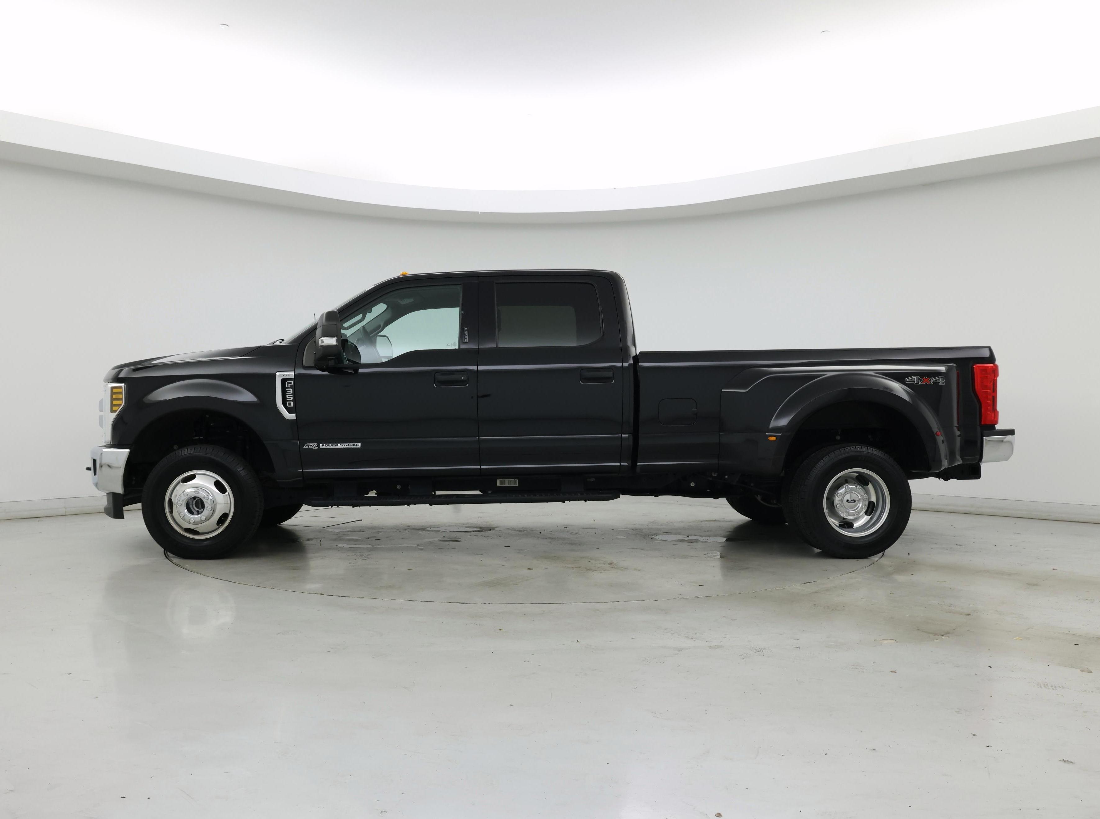 Thumbnail: 2019 Ford F-350 - 3