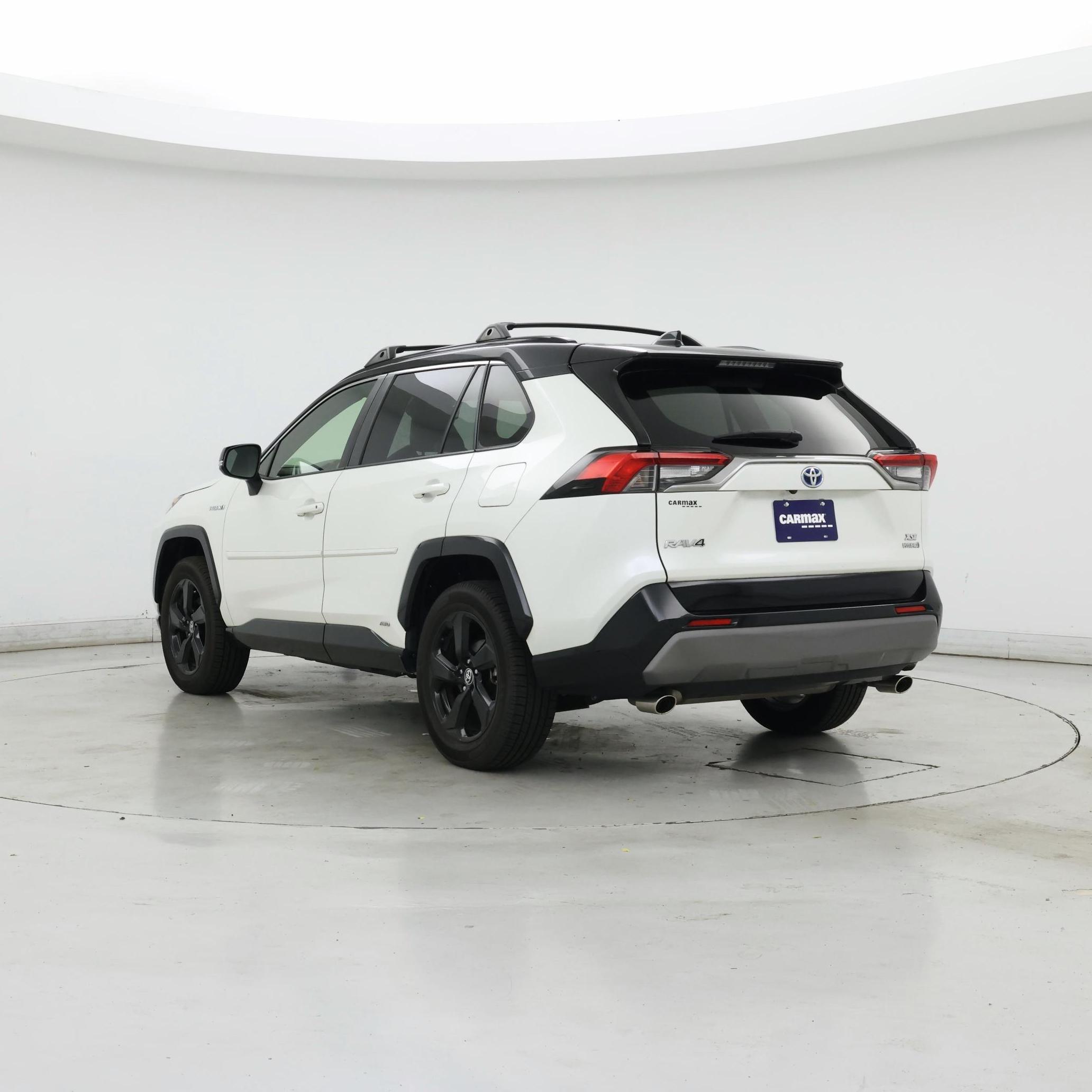 Thumbnail: 2020 Toyota RAV4 - 2