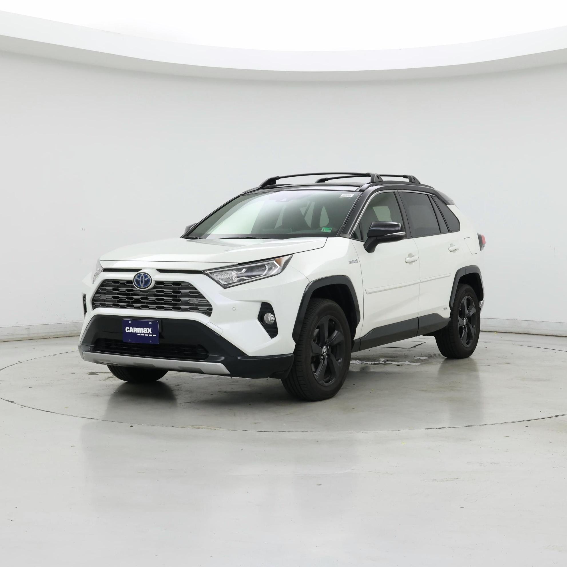 Thumbnail: 2020 Toyota RAV4 - 4