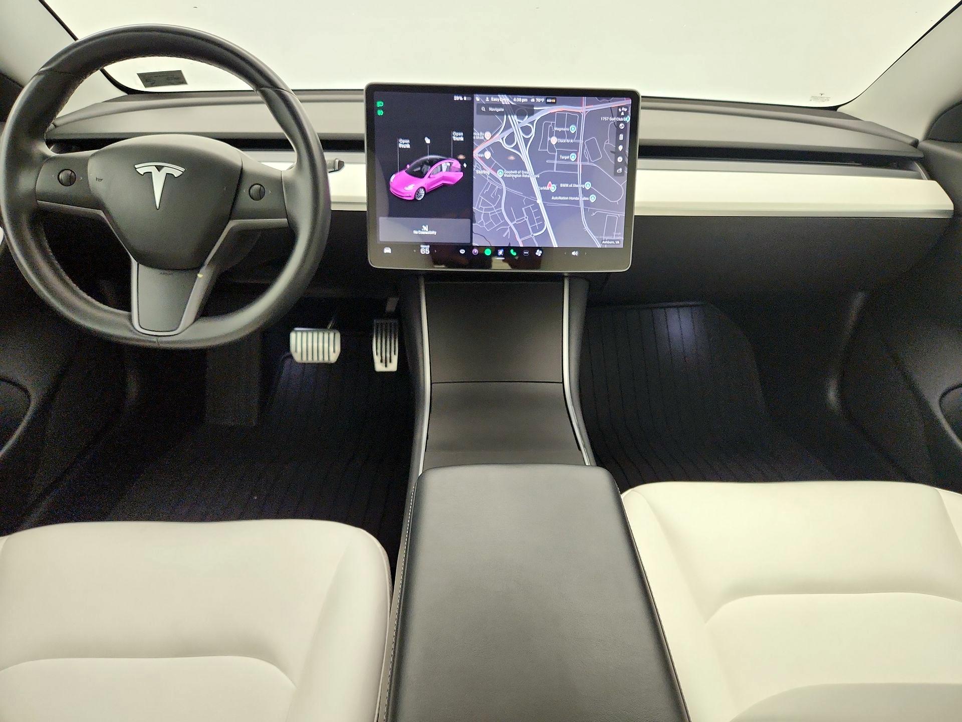 Thumbnail: 2018 Tesla Model 3 - 9