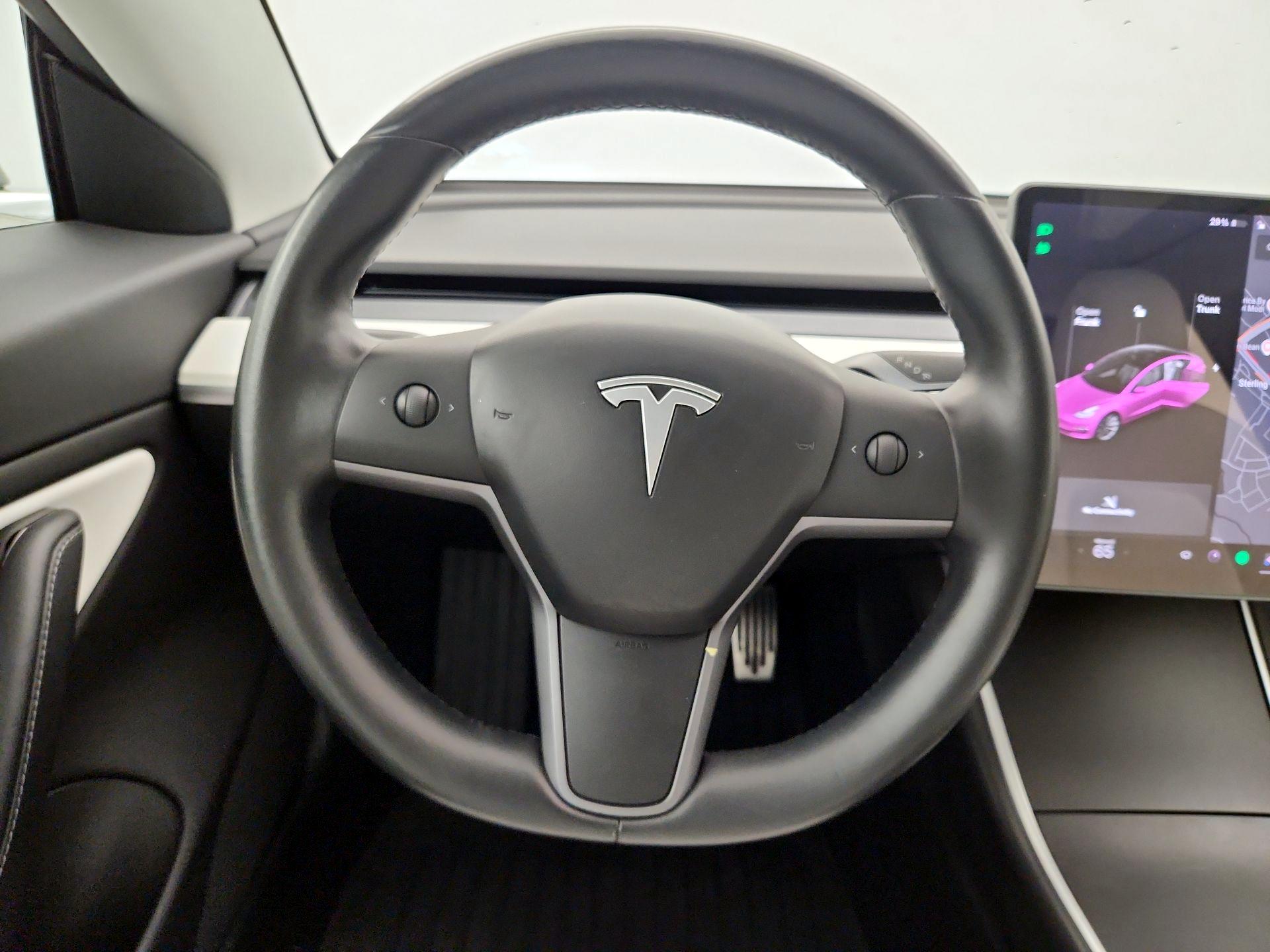 Thumbnail: 2018 Tesla Model 3 - 10