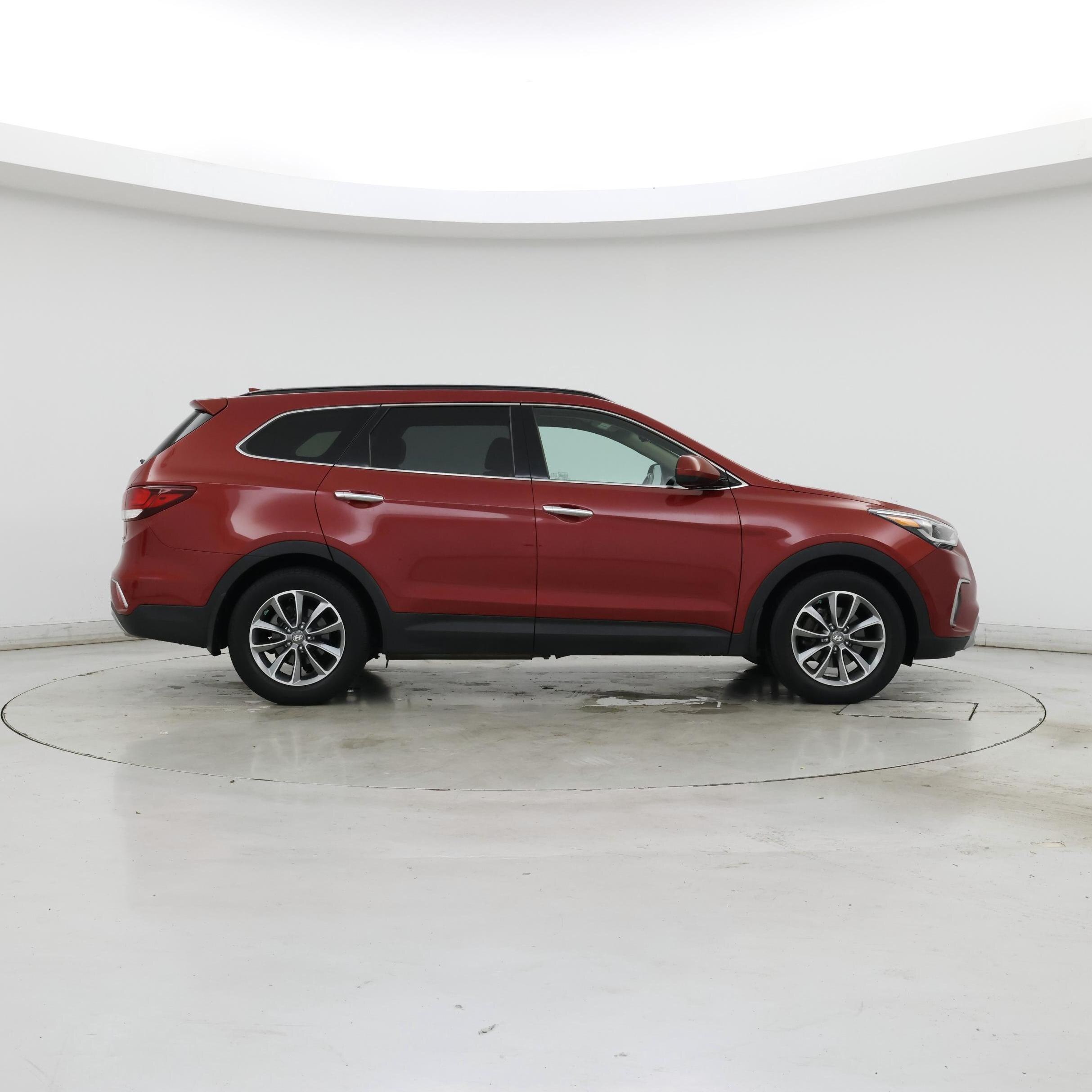 Thumbnail: 2017 Hyundai Santa Fe - 7