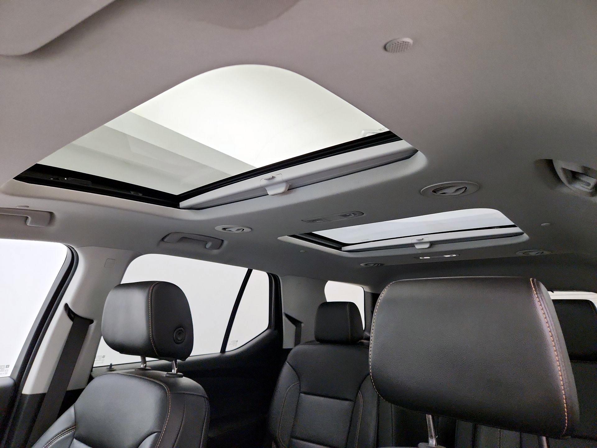 Thumbnail: 2019 Chevrolet Traverse - 20
