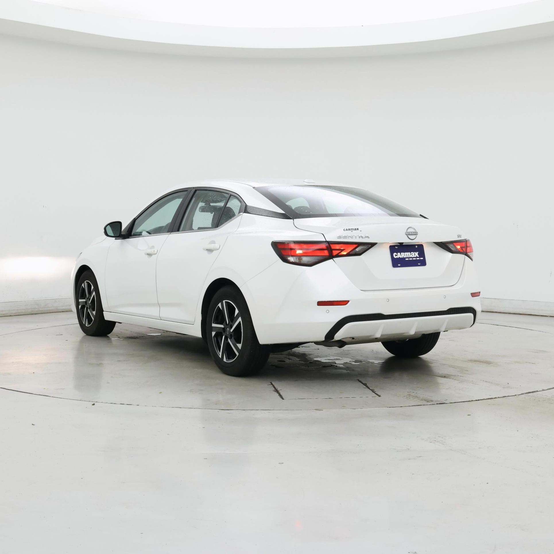 Thumbnail: 2024 Nissan Sentra - 2