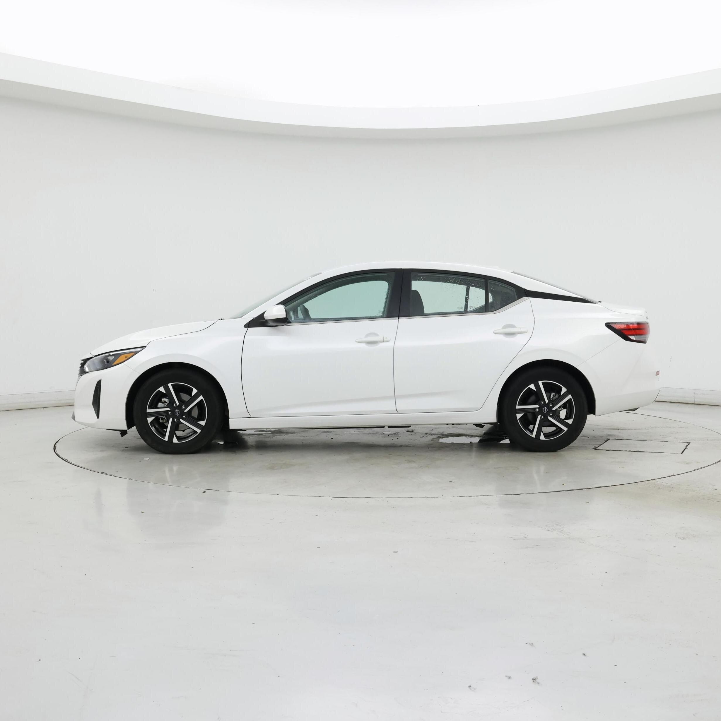 Thumbnail: 2024 Nissan Sentra - 3