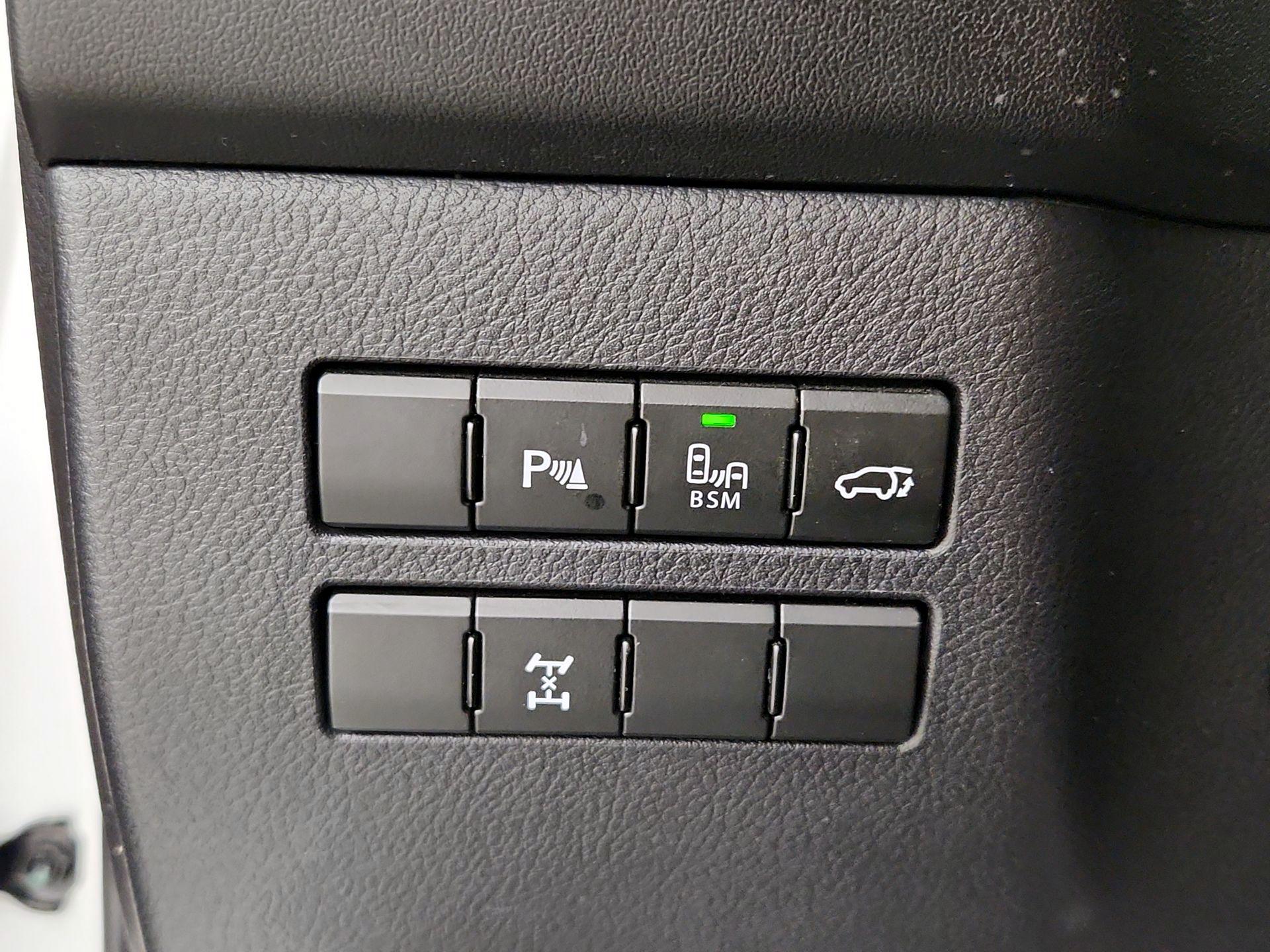 Thumbnail: 2016 Lexus NX - 13