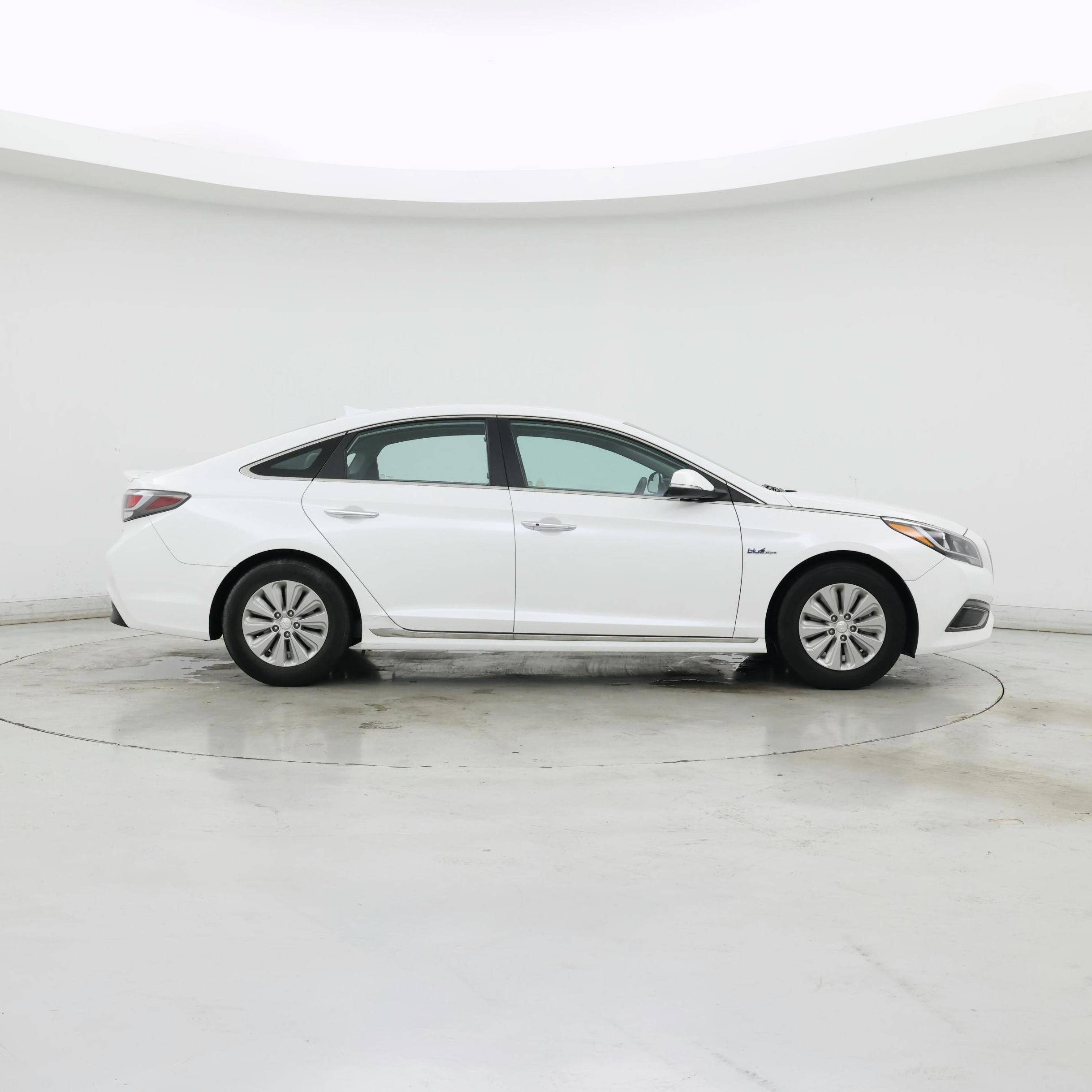 Thumbnail: 2017 Hyundai Sonata - 7