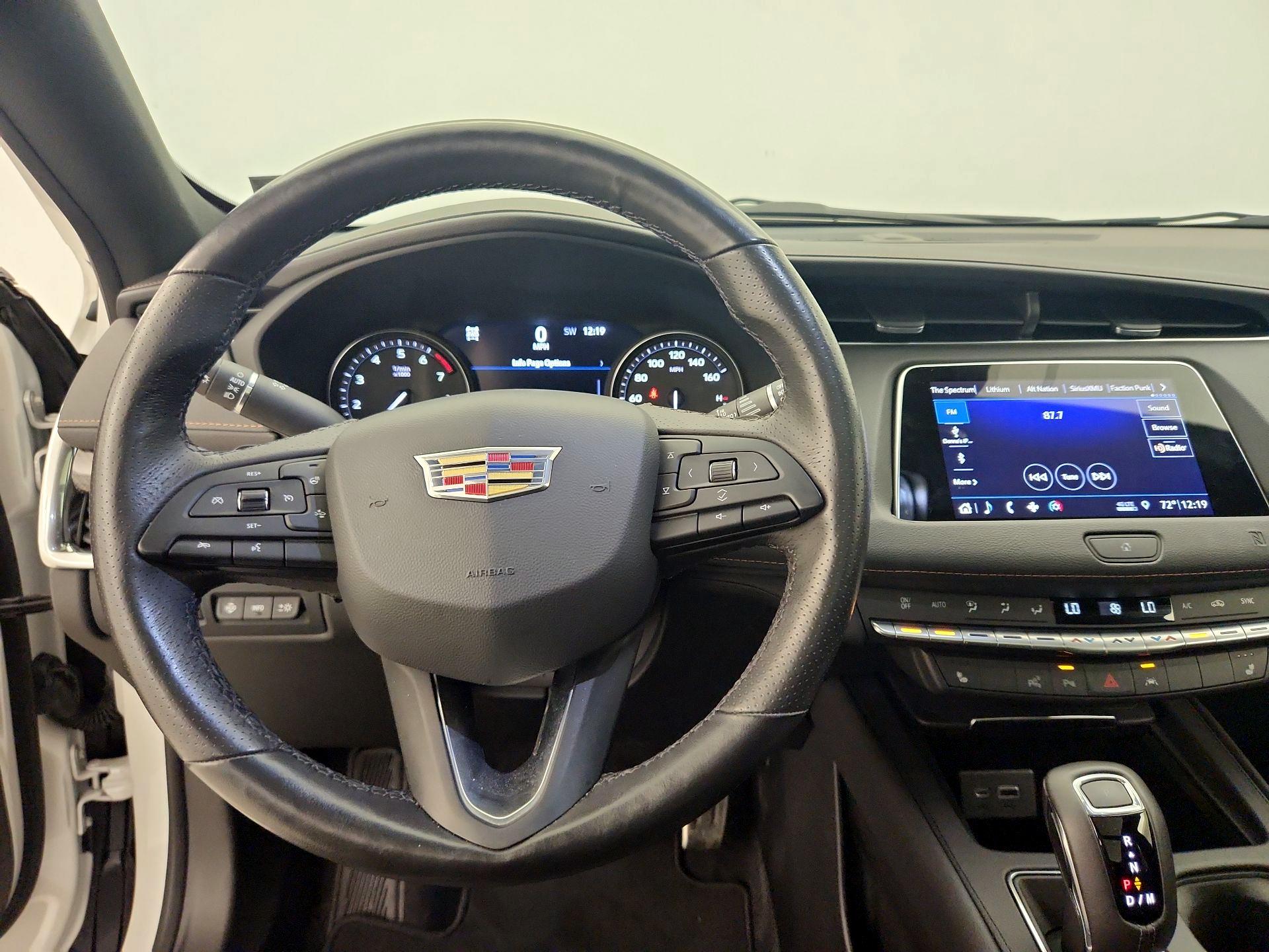 Thumbnail: 2019 Cadillac XT4 - 10