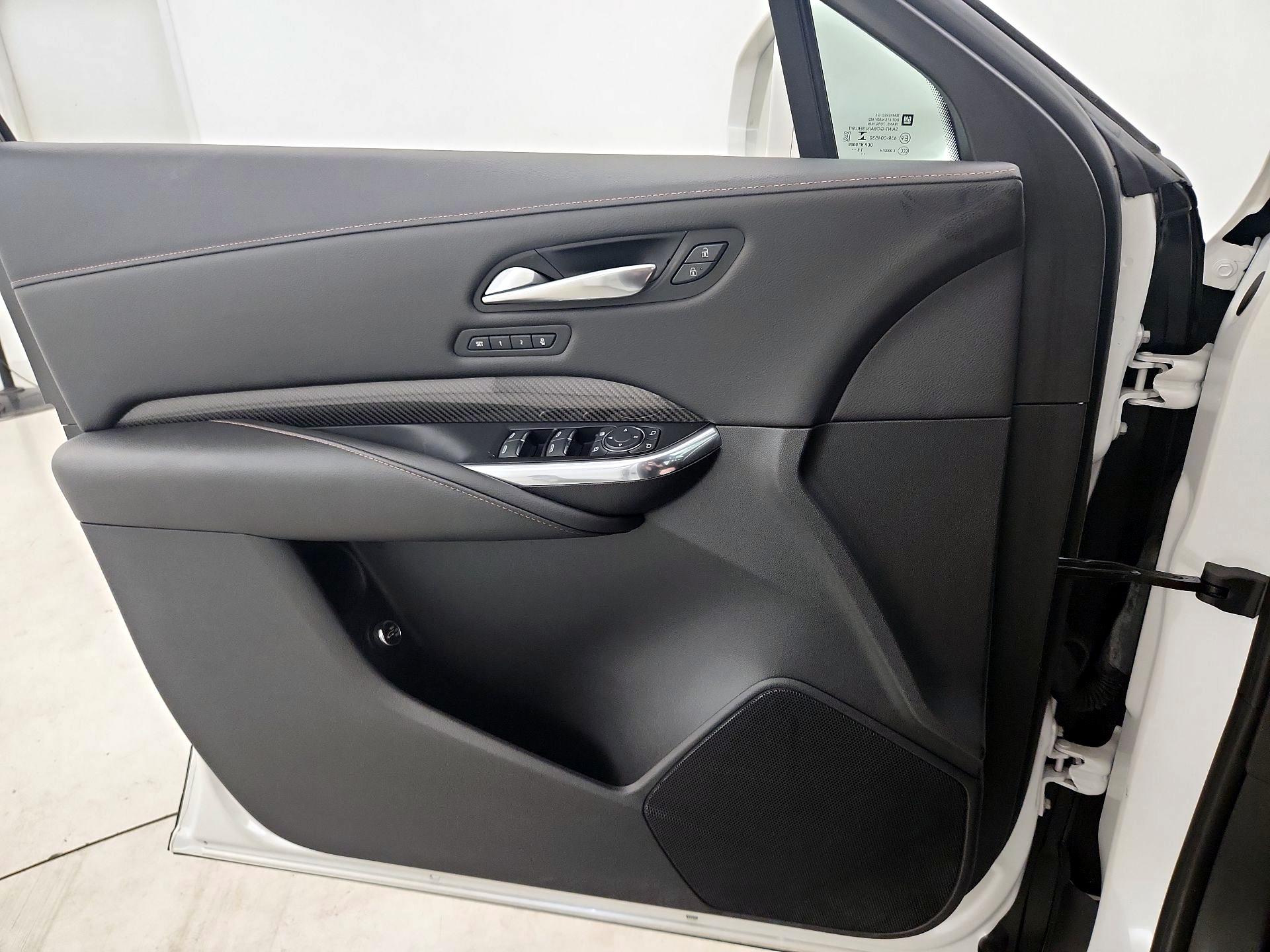 Thumbnail: 2019 Cadillac XT4 - 12