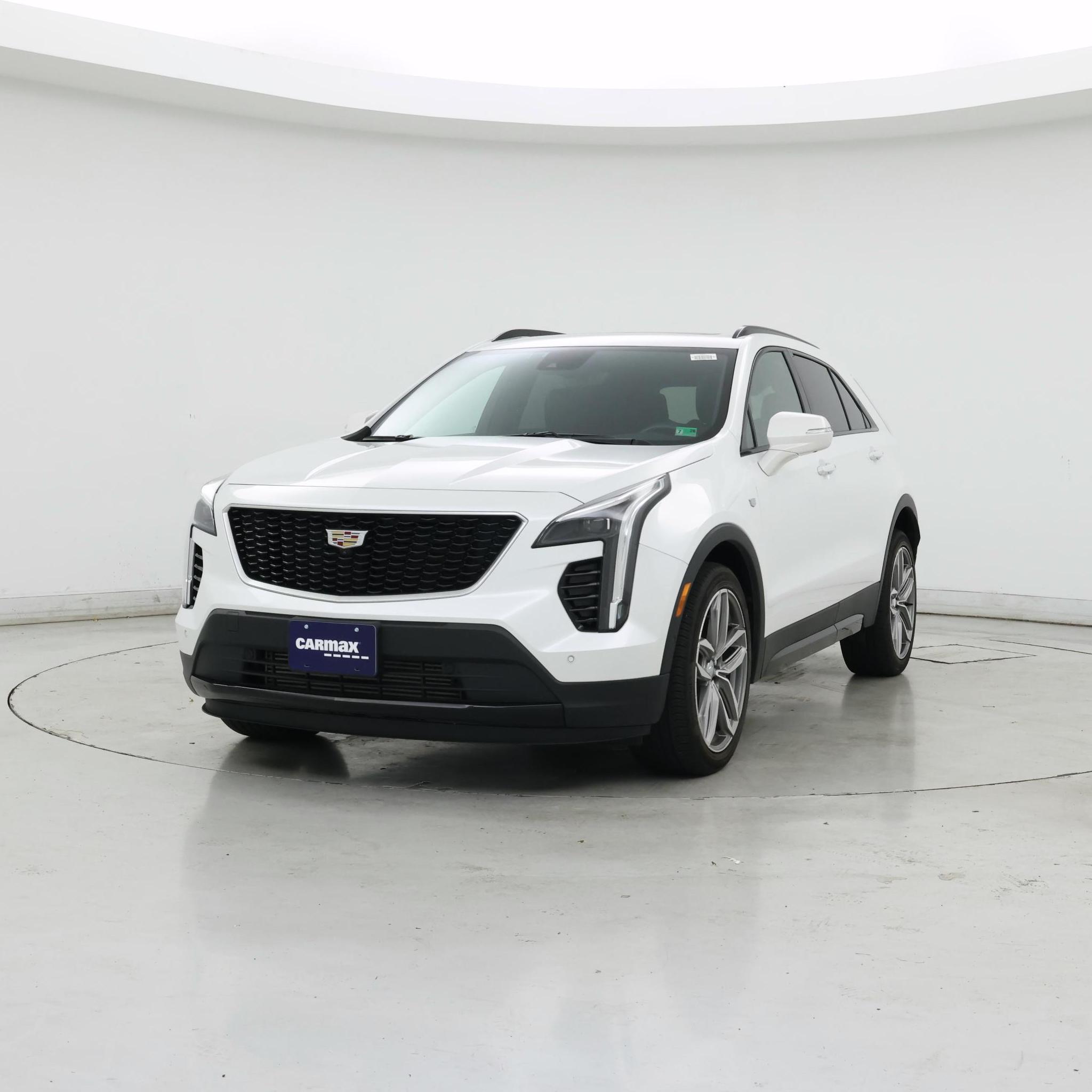 Thumbnail: 2019 Cadillac XT4 - 4