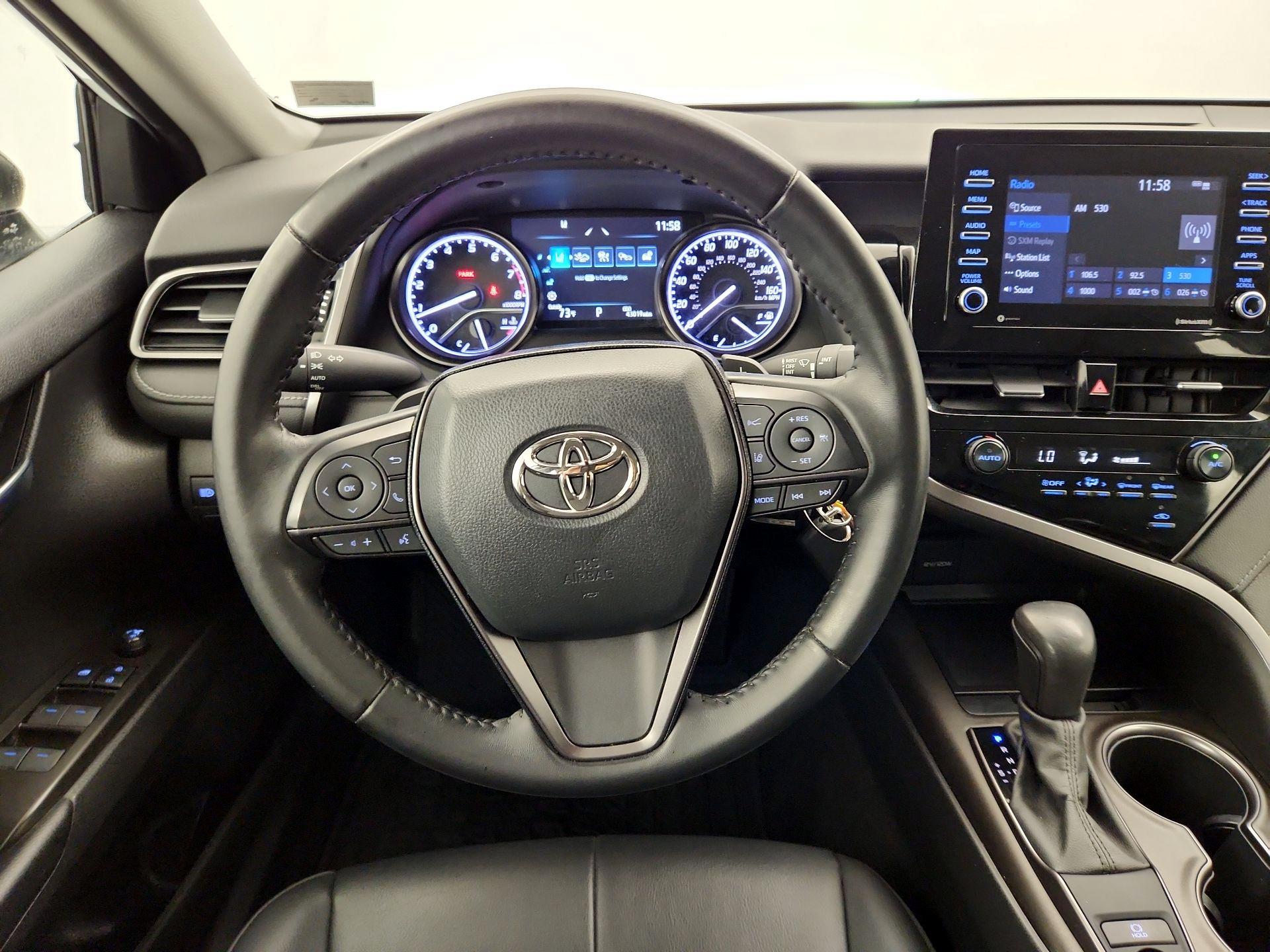 Thumbnail: 2021 Toyota Camry - 10