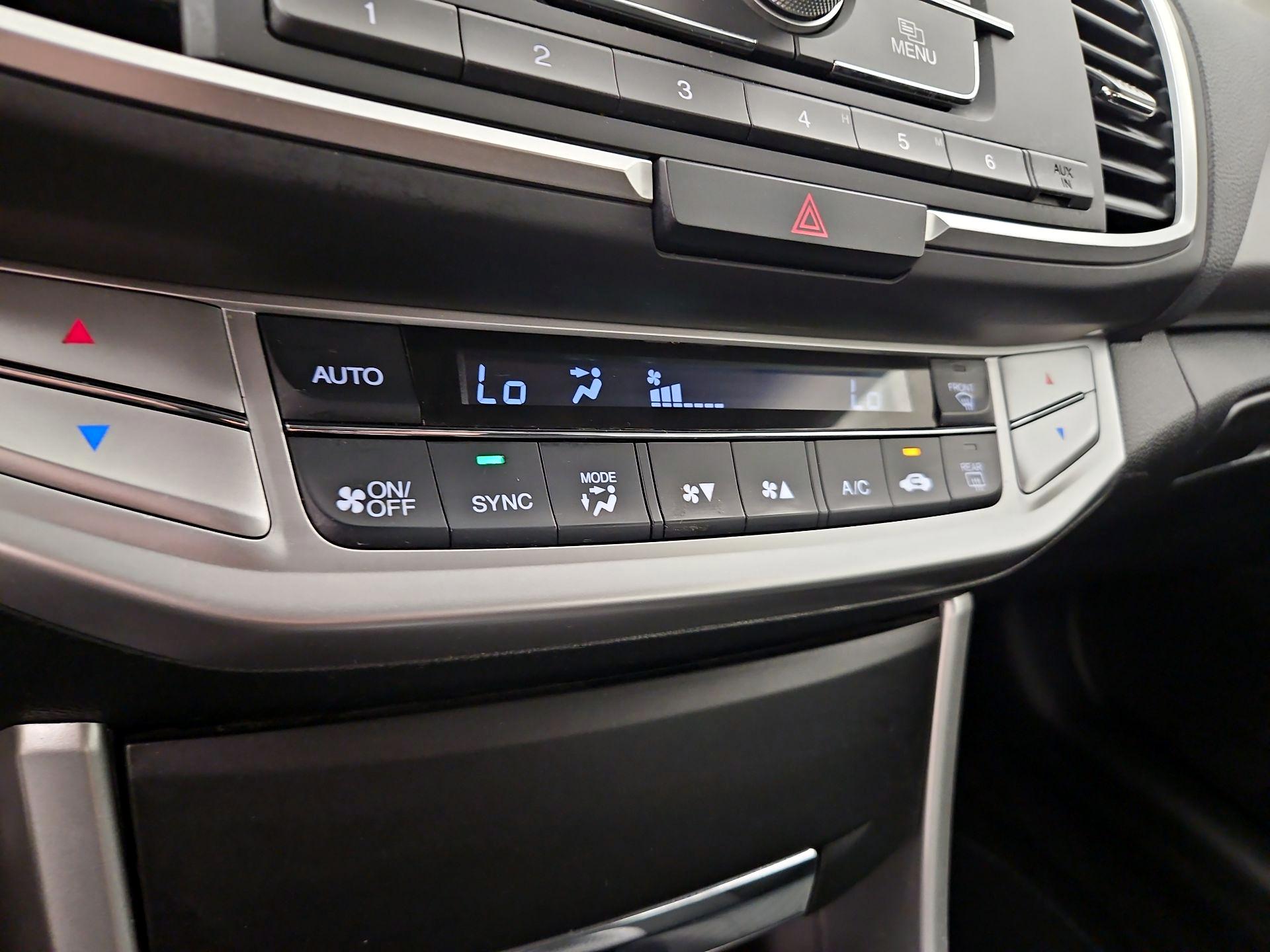 Thumbnail: 2015 Honda Accord - 16
