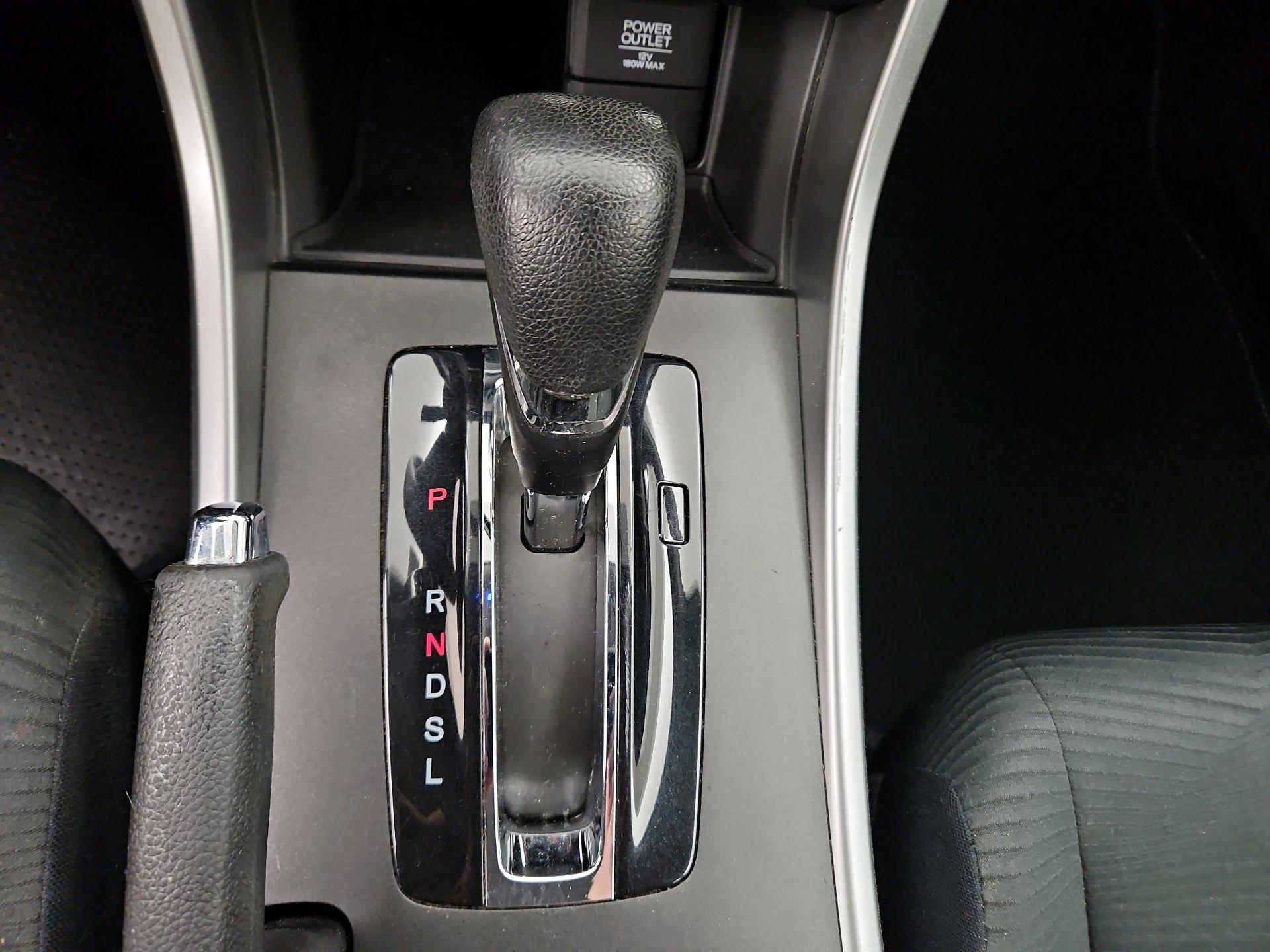 Thumbnail: 2015 Honda Accord - 17