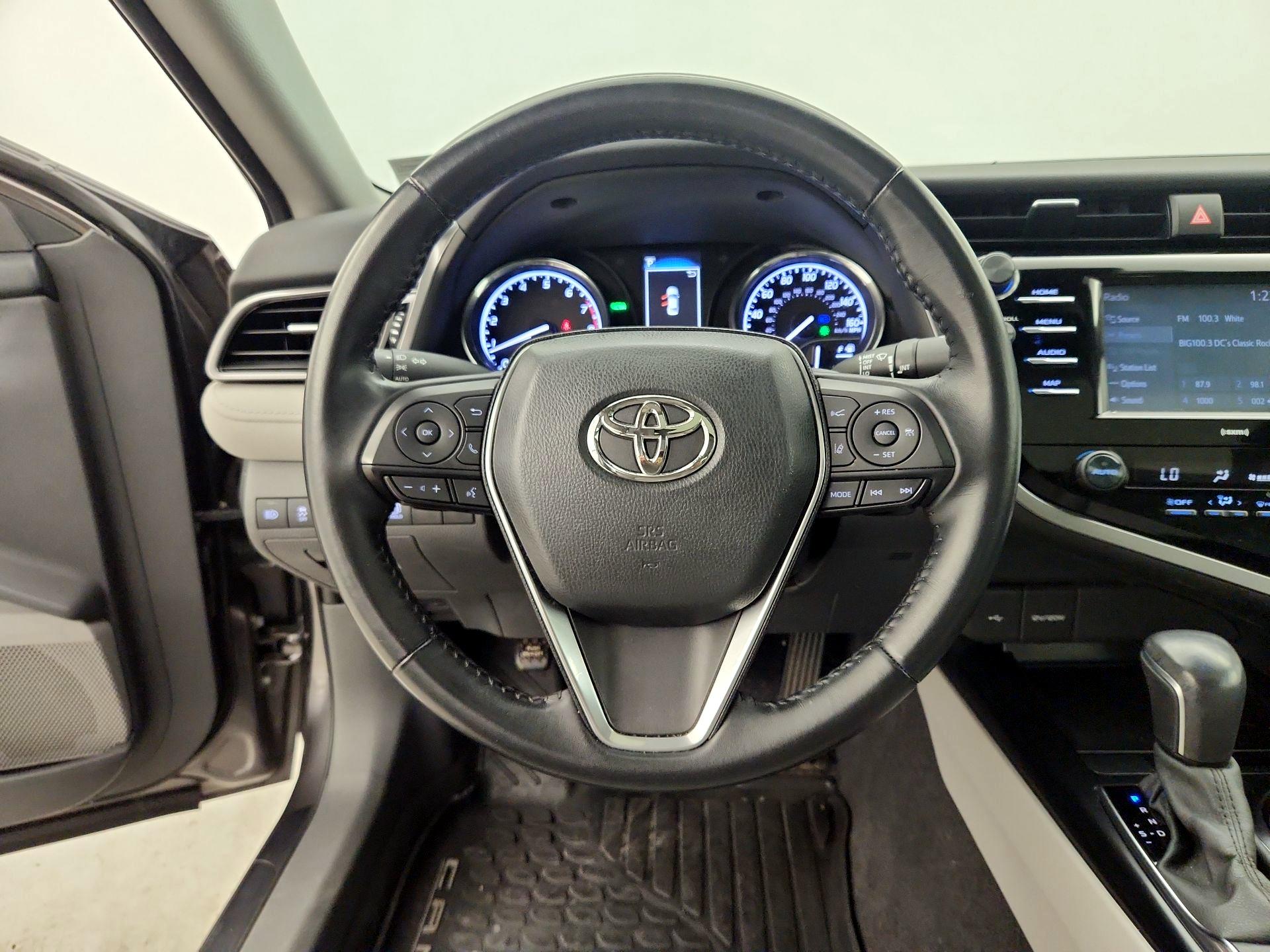 Thumbnail: 2020 Toyota Camry - 10