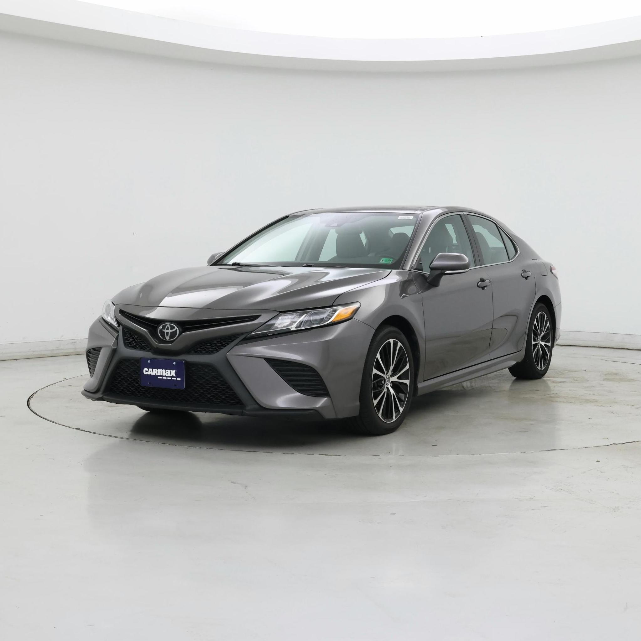 Thumbnail: 2020 Toyota Camry - 4
