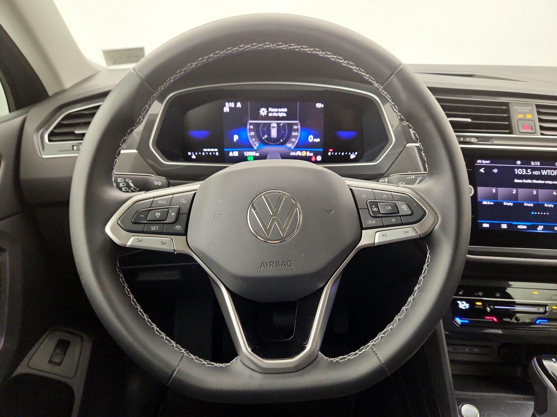 Thumbnail: 2024 Volkswagen Tiguan - 10