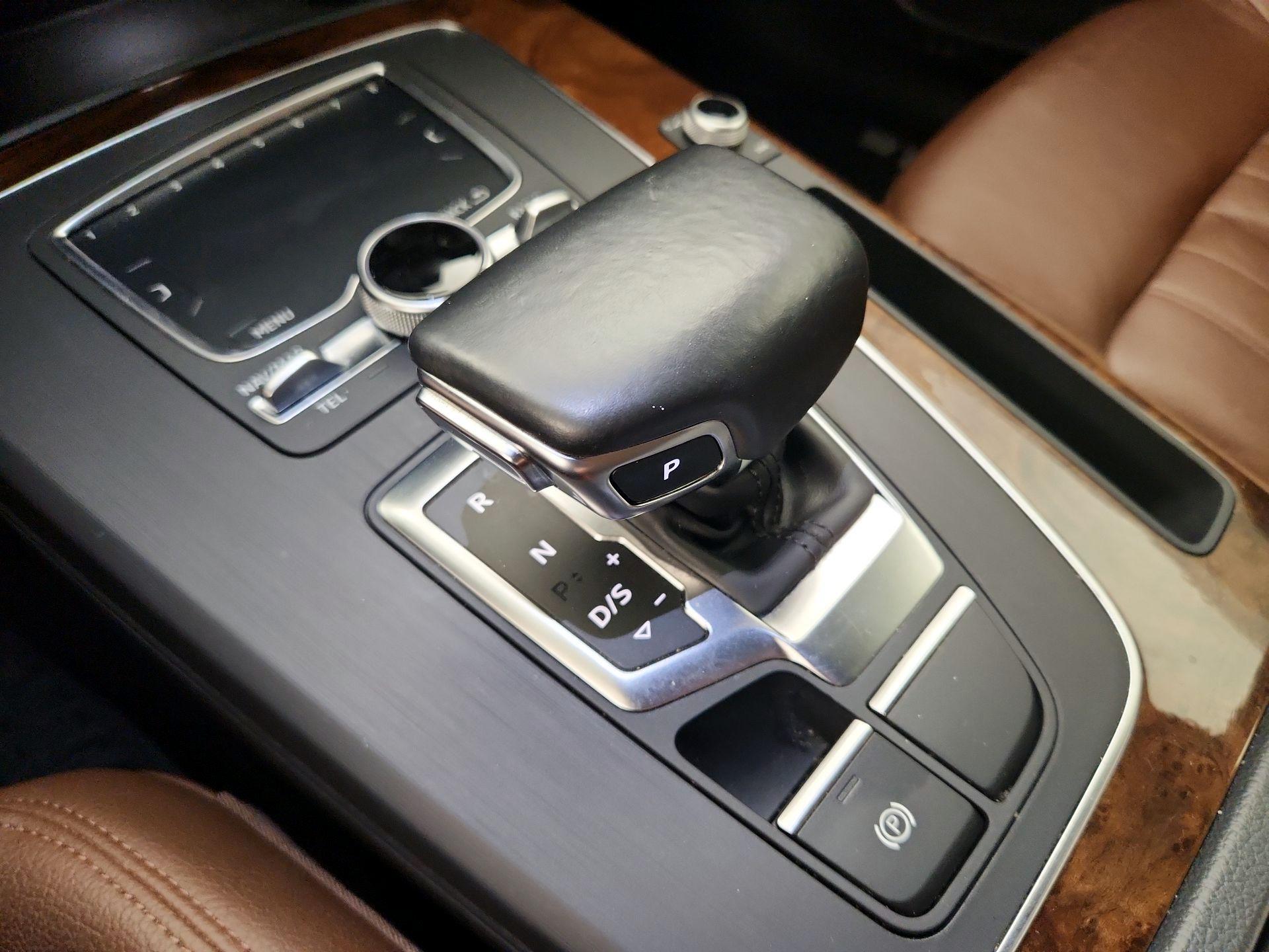Thumbnail: 2018 Audi Q5 - 18