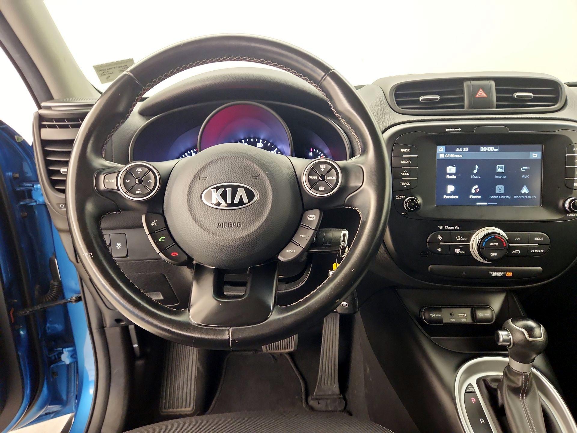 Thumbnail: 2019 Kia Soul - 10