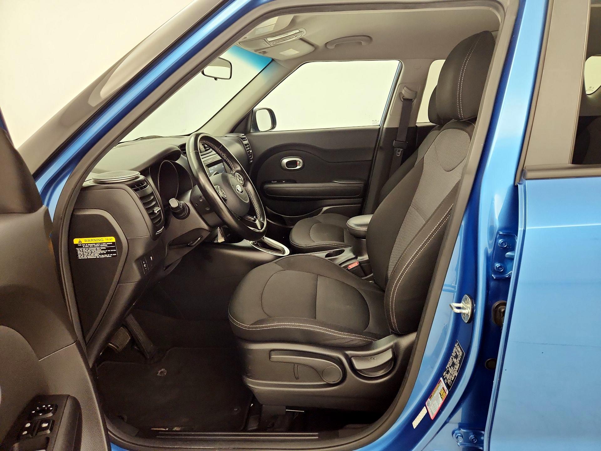 Thumbnail: 2019 Kia Soul - 11