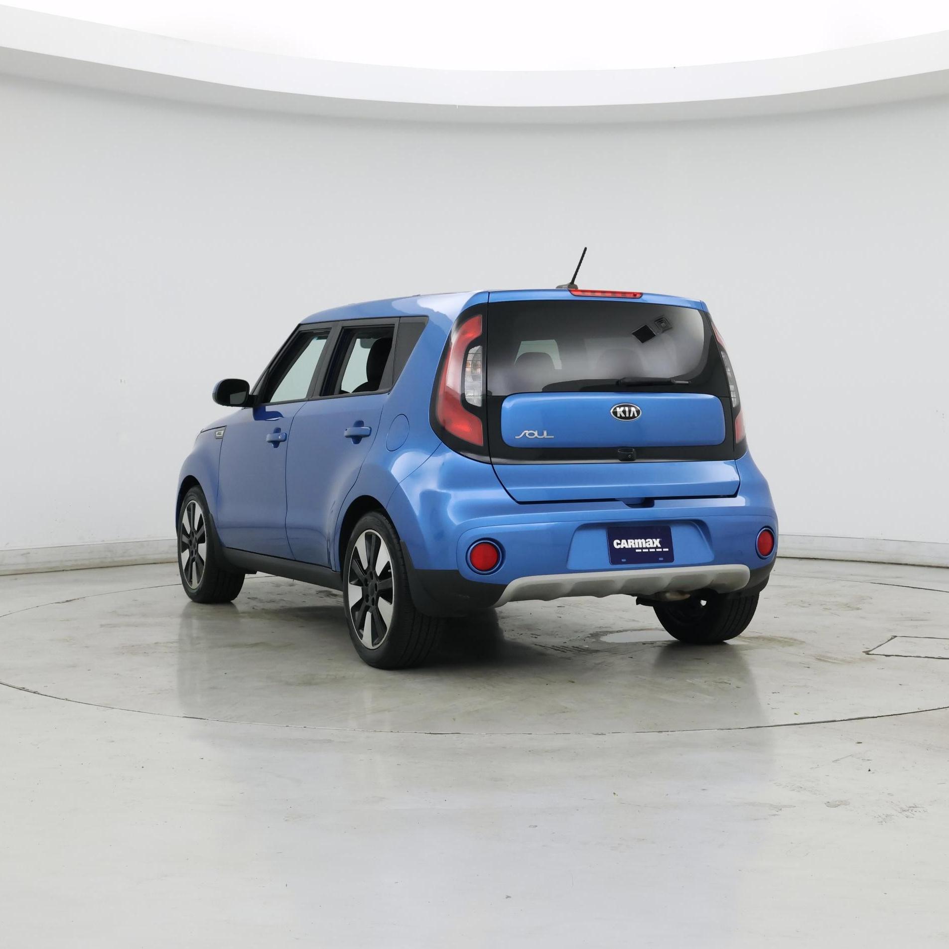 Thumbnail: 2019 Kia Soul - 2
